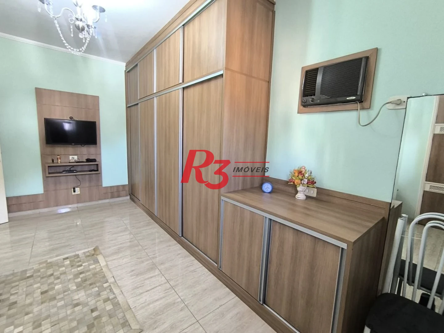 Sobrado com 2 dormitórios à venda, 100 m² por R$ 710.000,00 - Vila Valença - São Vicente/SP