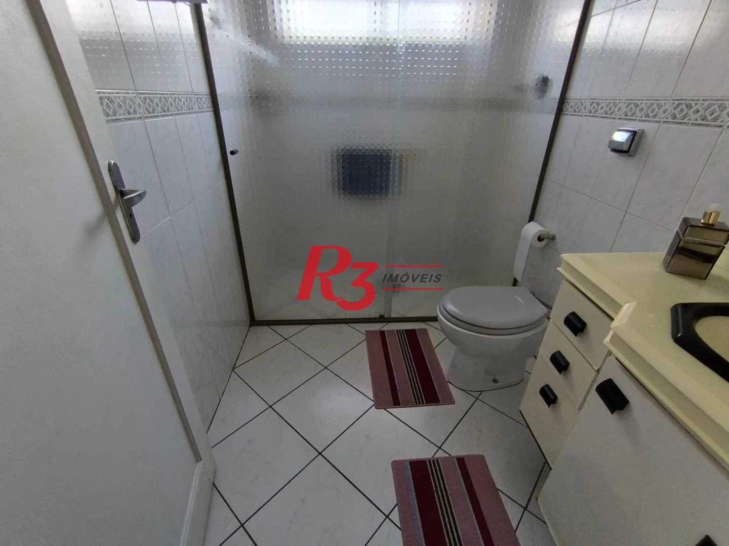 Sobrado com 2 dormitórios à venda, 100 m² por R$ 710.000,00 - Vila Valença - São Vicente/SP