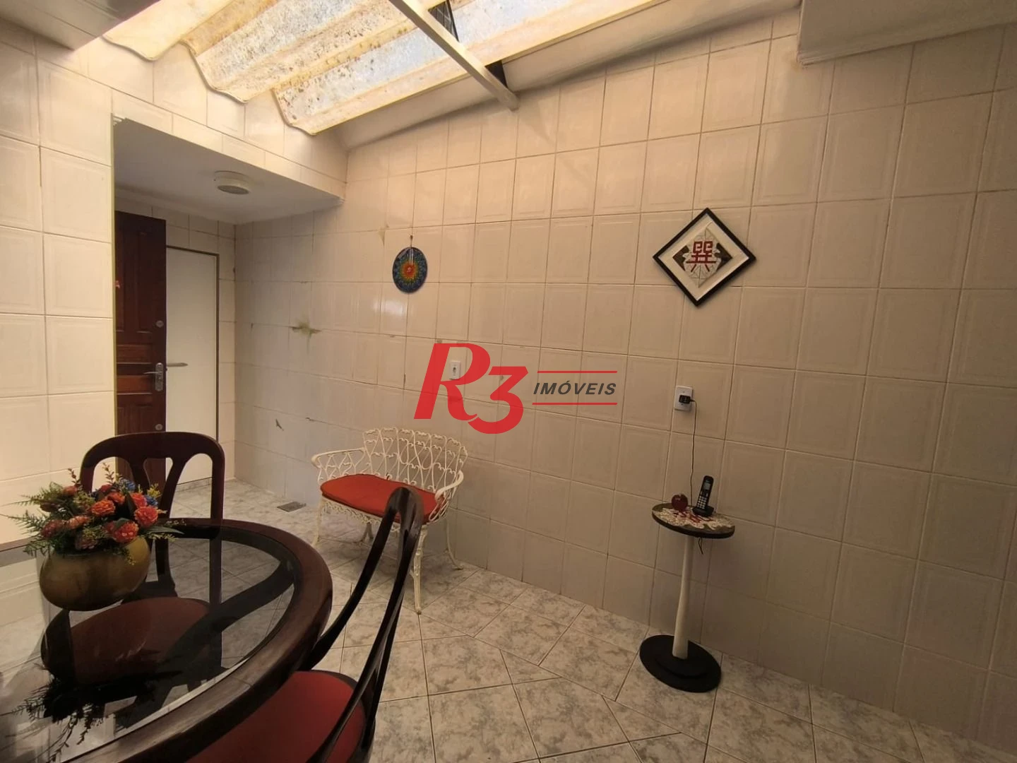 Sobrado com 2 dormitórios à venda, 100 m² por R$ 710.000,00 - Vila Valença - São Vicente/SP
