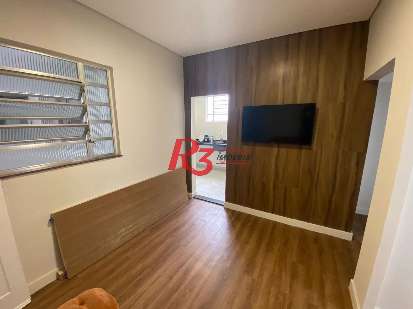 Apartamento com 2 dormitórios à venda, 55 m² por R$ 400.000,00 - Embaré - Santos/SP
