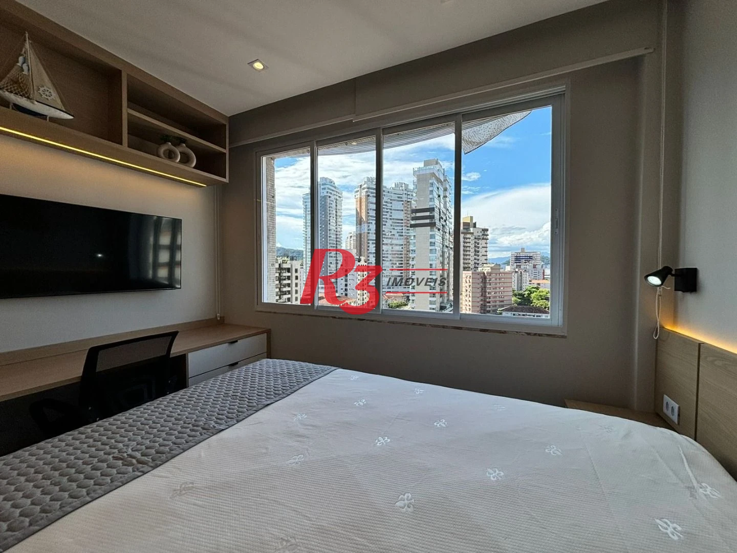 Apartamento com 1 dormitório para alugar, 44 m² por R$ 5.500,02/mês - Gonzaga - Santos/SP