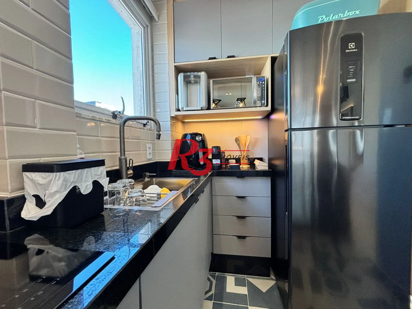 Apartamento com 1 dormitório para alugar, 44 m² por R$ 5.500,02/mês - Gonzaga - Santos/SP