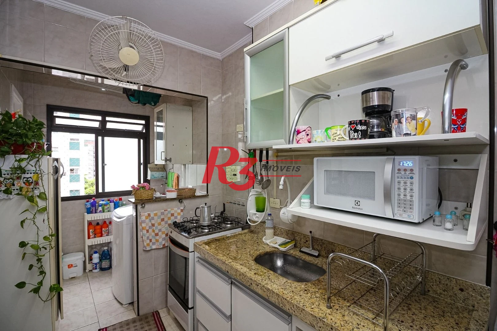 Apartamento com 2 dormitórios para alugar, 67 m² por R$ 4.500,00/mês - José Menino - Santos/SP