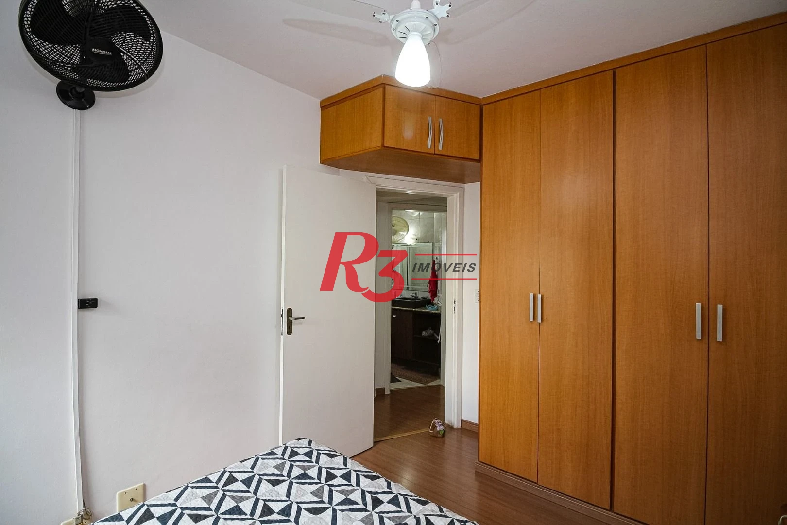 Apartamento com 2 dormitórios para alugar, 67 m² por R$ 4.500,00/mês - José Menino - Santos/SP