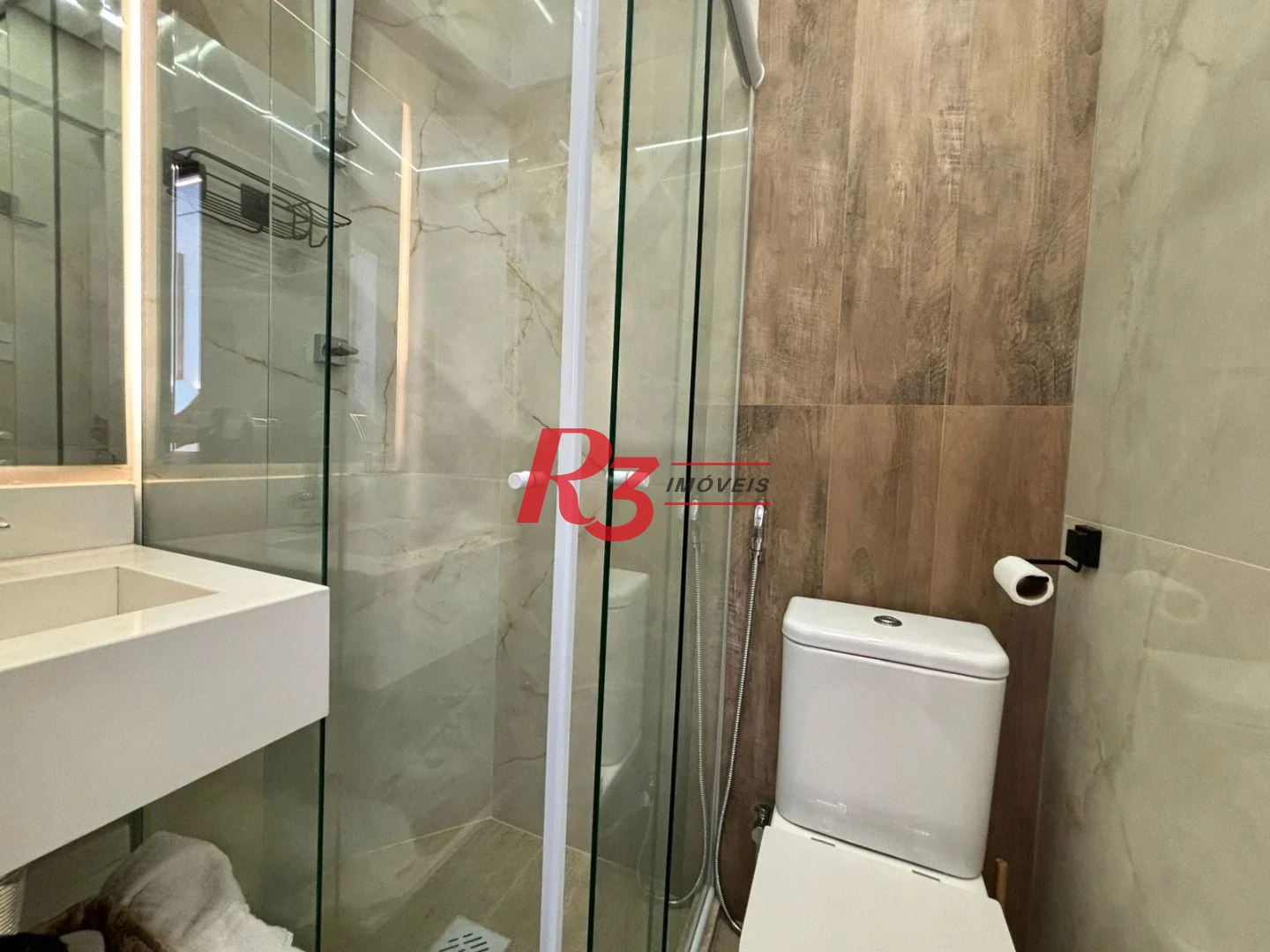 Kitnet com 1 dormitório para alugar, 28 m² por R$ 5.000,02/mês - Embaré - Santos/SP