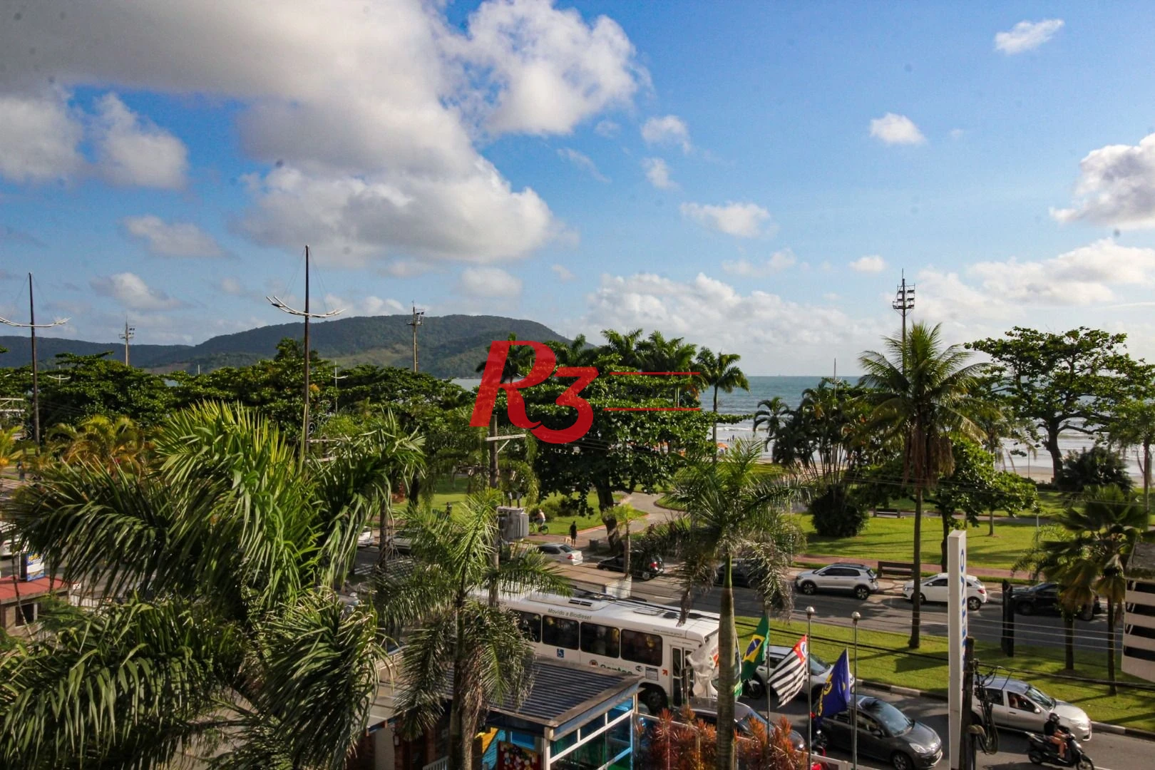 Apartamento com 3 dormitórios à venda, 107 m² por R$ 845.000,00 - Boqueirão - Santos/SP