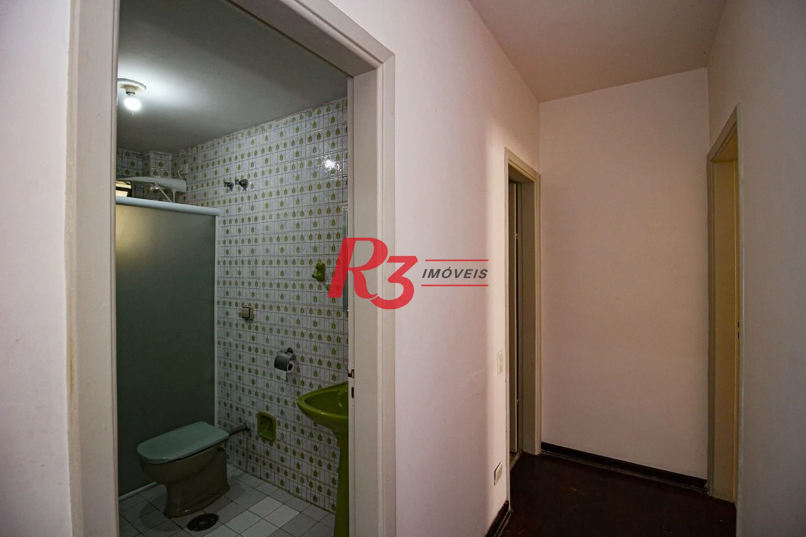 Apartamento com 3 dormitórios à venda, 107 m² por R$ 845.000,00 - Boqueirão - Santos/SP