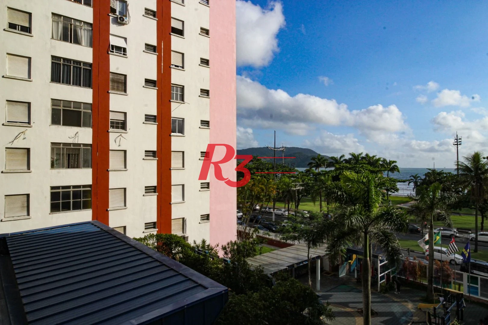 Apartamento com 3 dormitórios à venda, 107 m² por R$ 845.000,00 - Boqueirão - Santos/SP