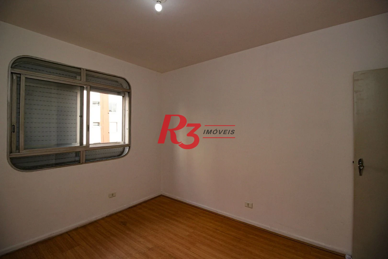 Apartamento com 3 dormitórios à venda, 107 m² por R$ 845.000,00 - Boqueirão - Santos/SP