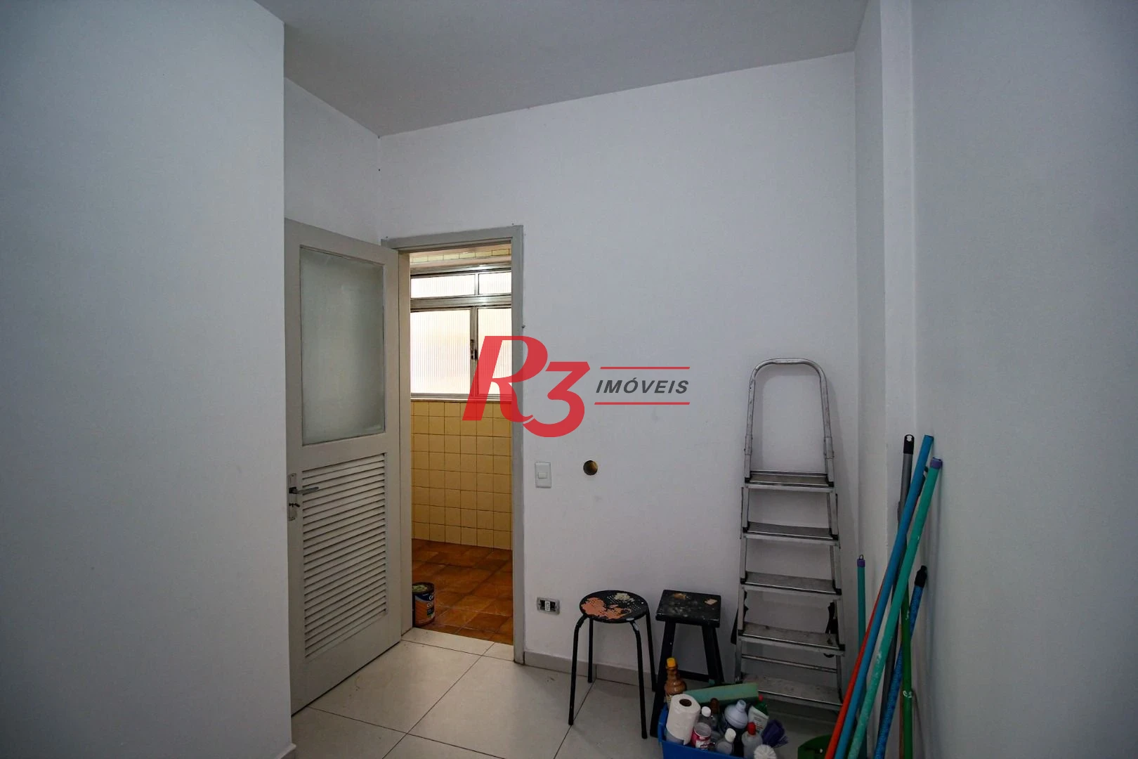 Apartamento com 3 dormitórios à venda, 107 m² por R$ 845.000,00 - Boqueirão - Santos/SP
