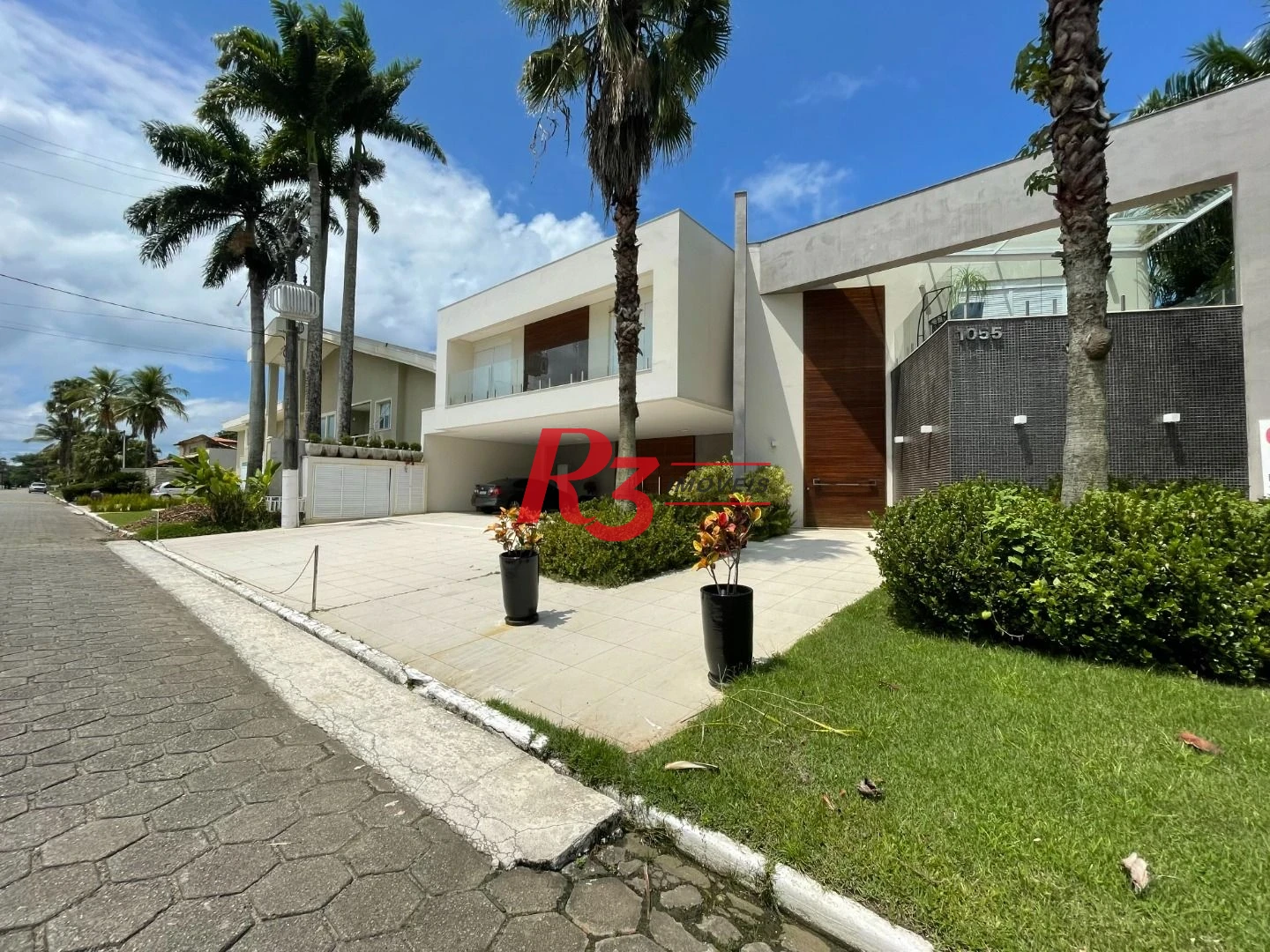 Casa à venda, 841 m² por R$ 13.900.000,00 - Acapulco - Guarujá/SP