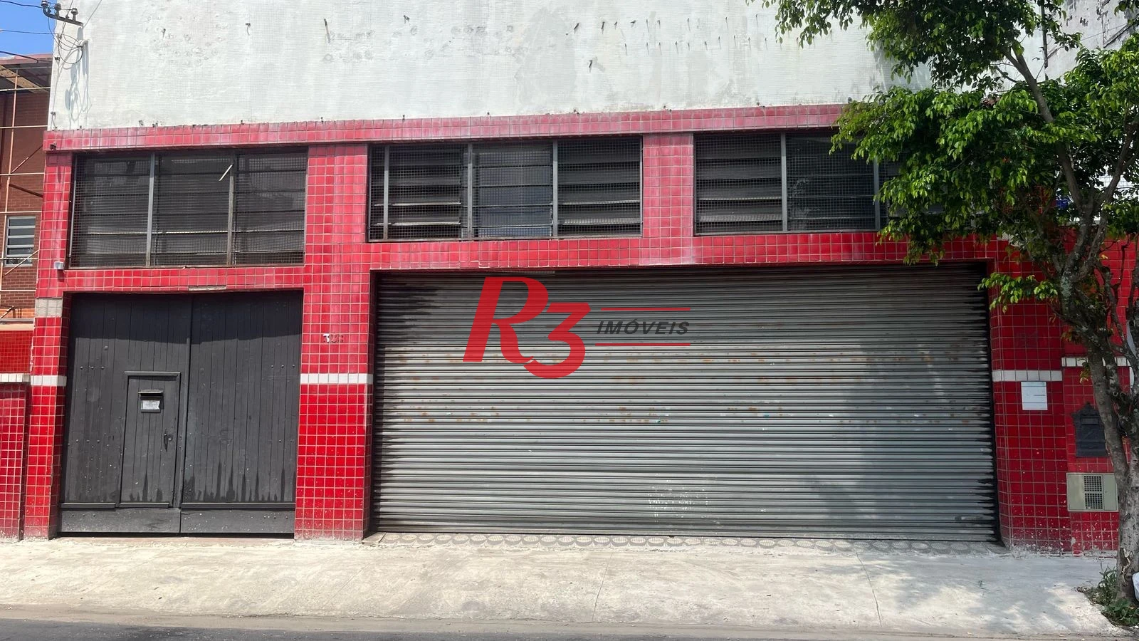 Loja para locação, 143 m², Centro de Santos SP