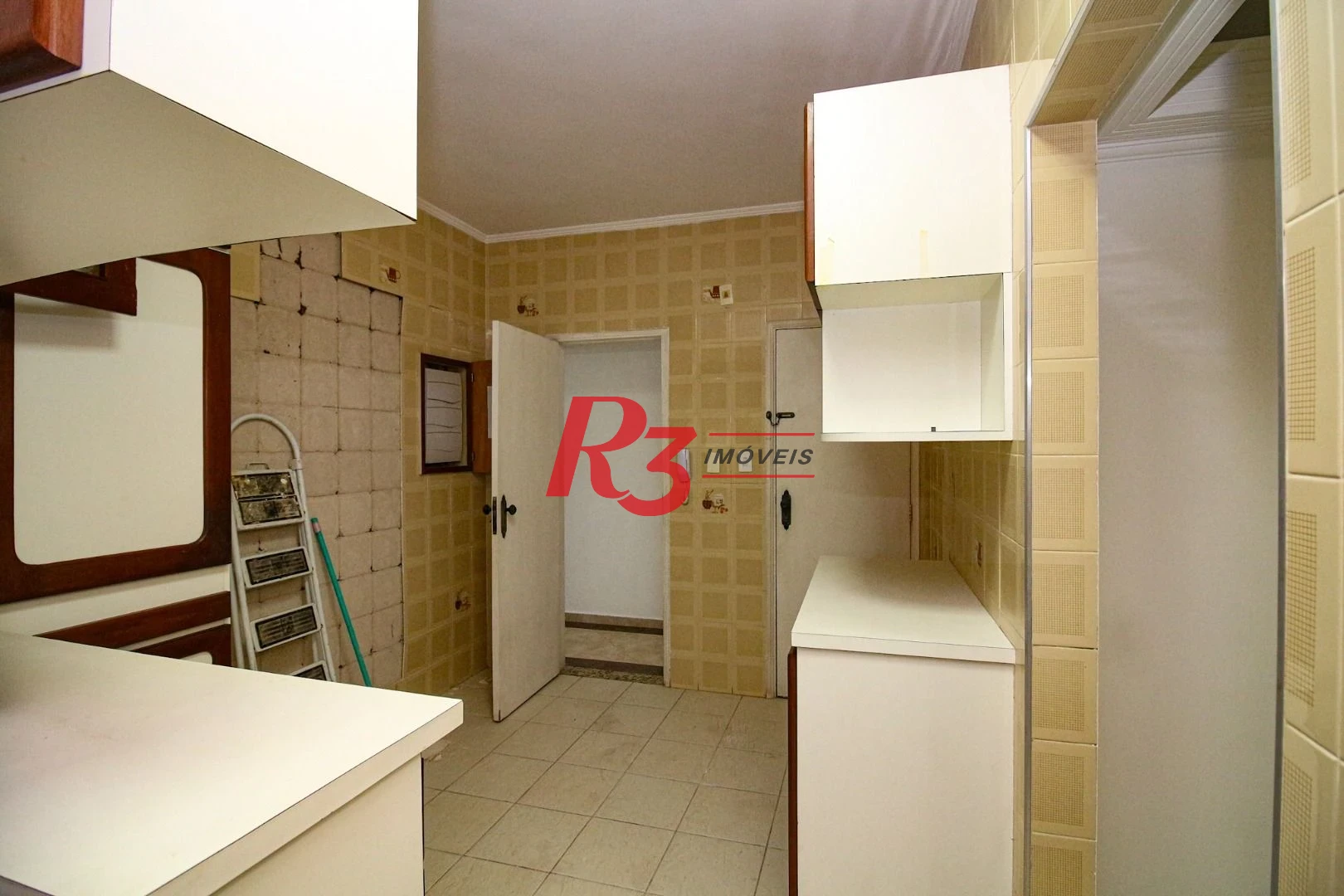 Cobertura com 3 dormitórios à venda, 246 m² por R$ 1.383.000,00 - Ponta da Praia - Santos/SP