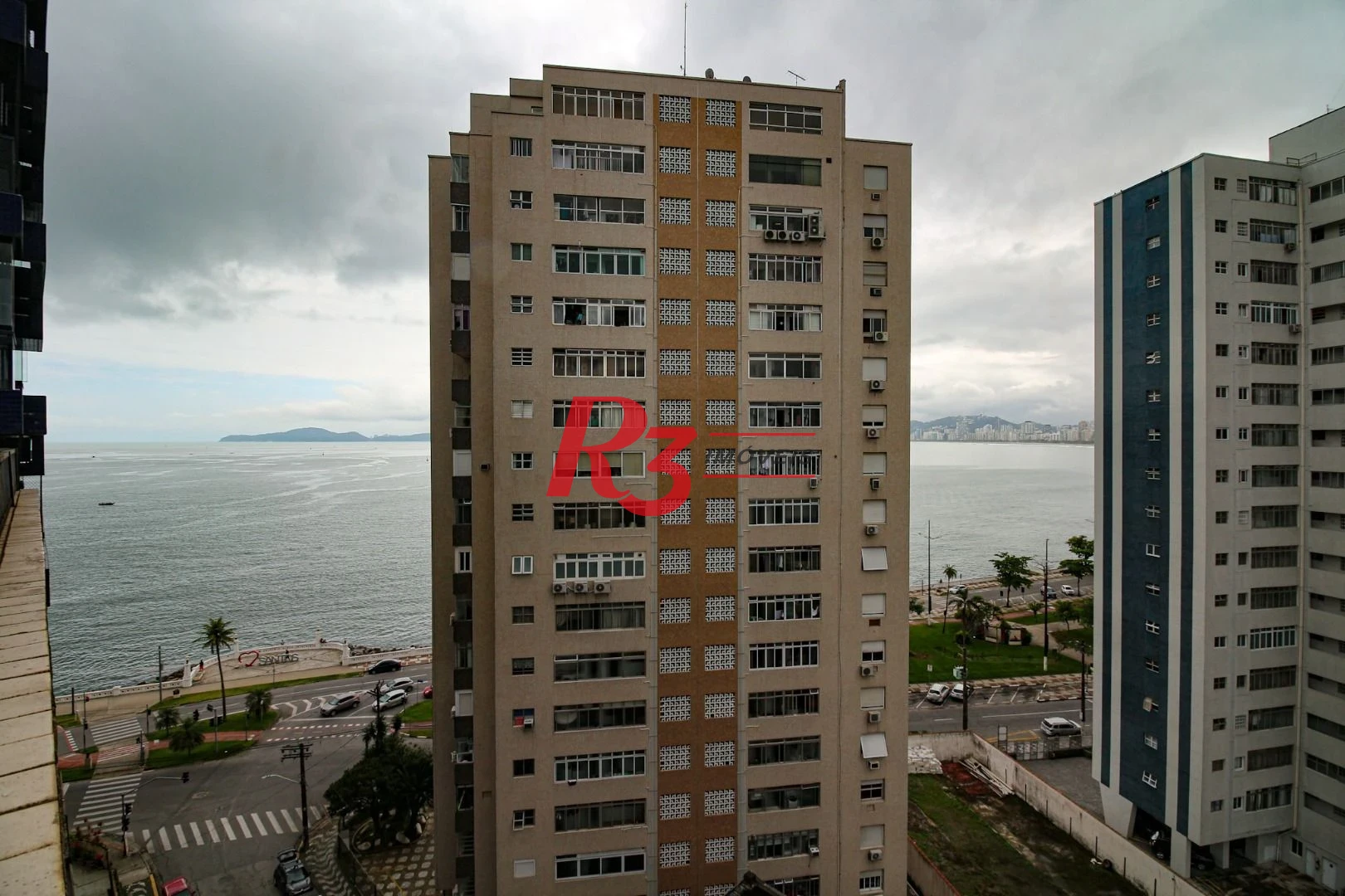 Cobertura com 3 dormitórios à venda, 246 m² por R$ 1.383.000,00 - Ponta da Praia - Santos/SP