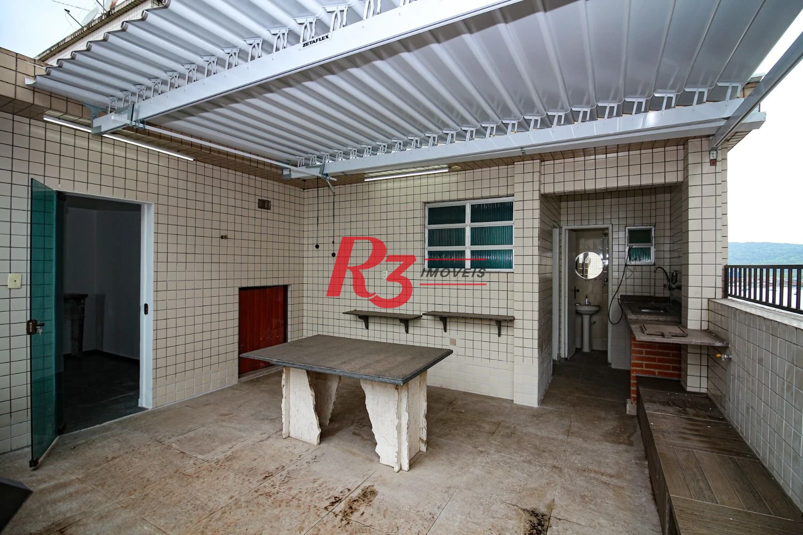 Cobertura com 3 dormitórios à venda, 246 m² por R$ 1.383.000,00 - Ponta da Praia - Santos/SP