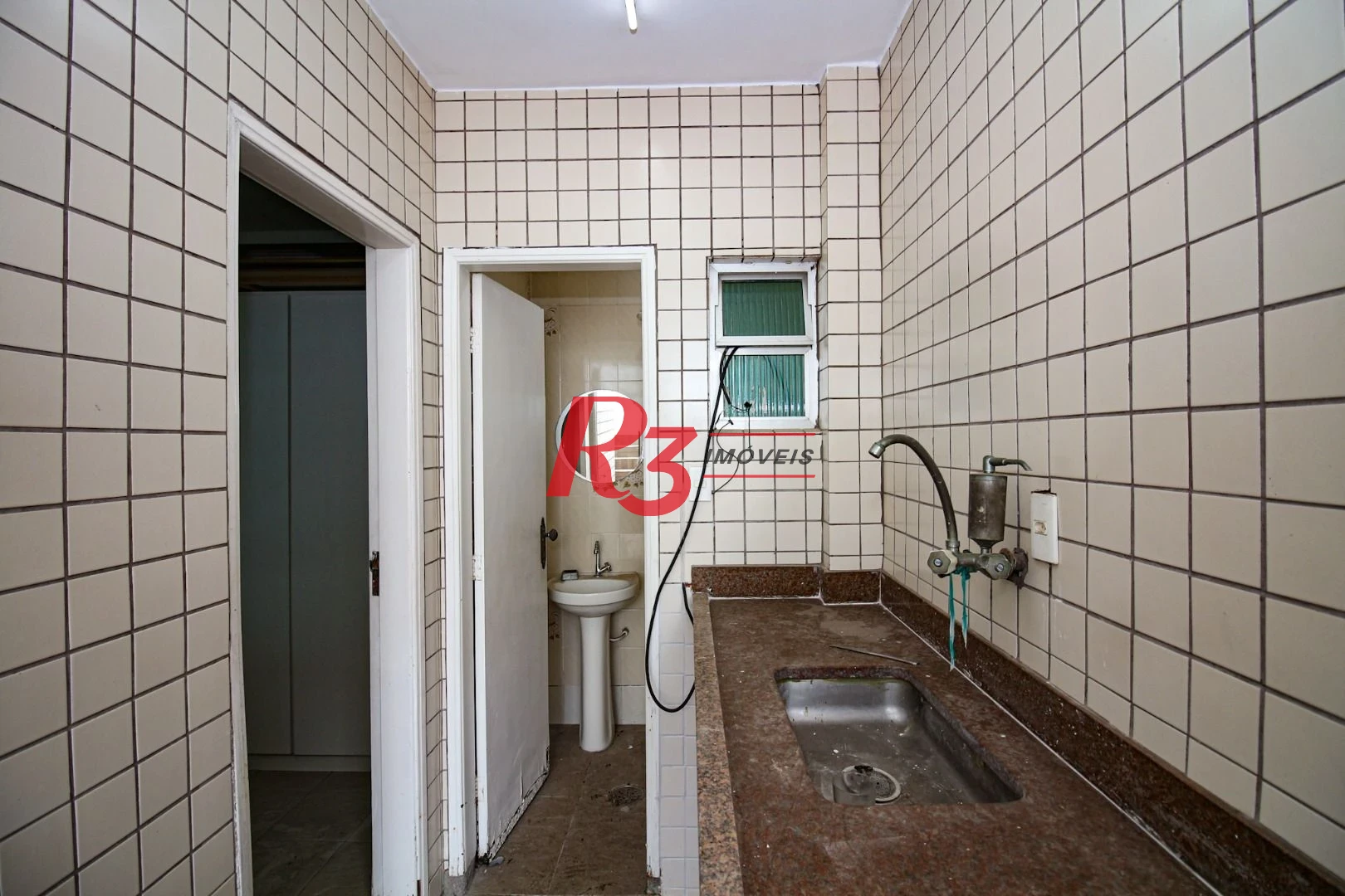 Cobertura com 3 dormitórios à venda, 246 m² por R$ 1.383.000,00 - Ponta da Praia - Santos/SP