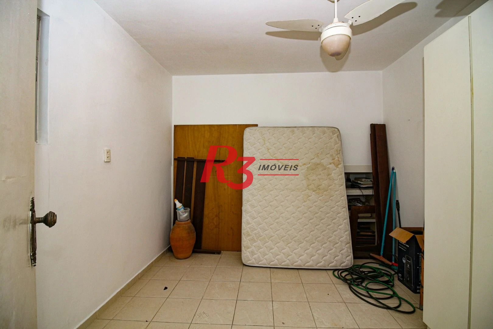 Cobertura com 3 dormitórios à venda, 246 m² por R$ 1.383.000,00 - Ponta da Praia - Santos/SP