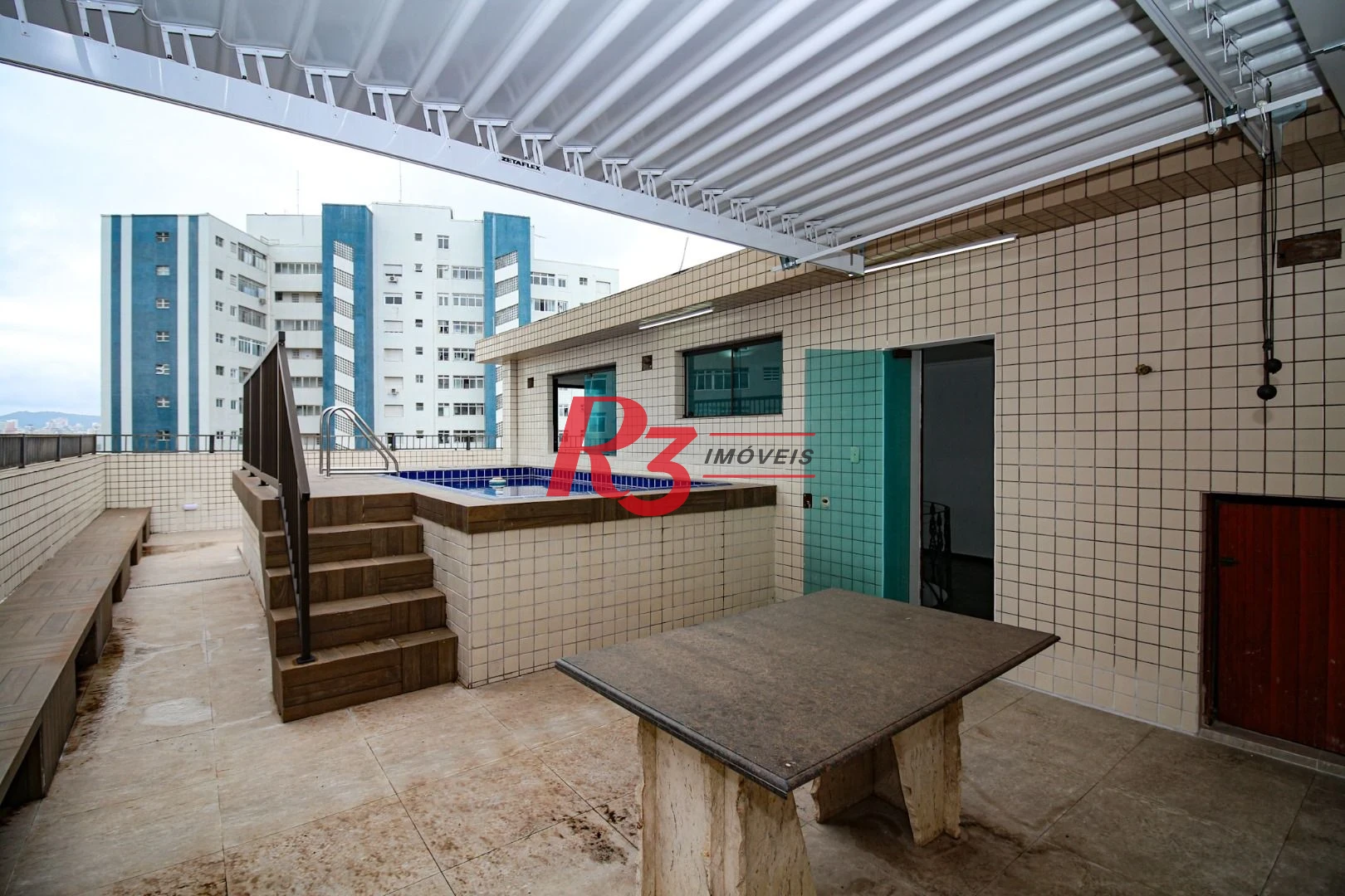 Cobertura com 3 dormitórios à venda, 246 m² por R$ 1.383.000,00 - Ponta da Praia - Santos/SP