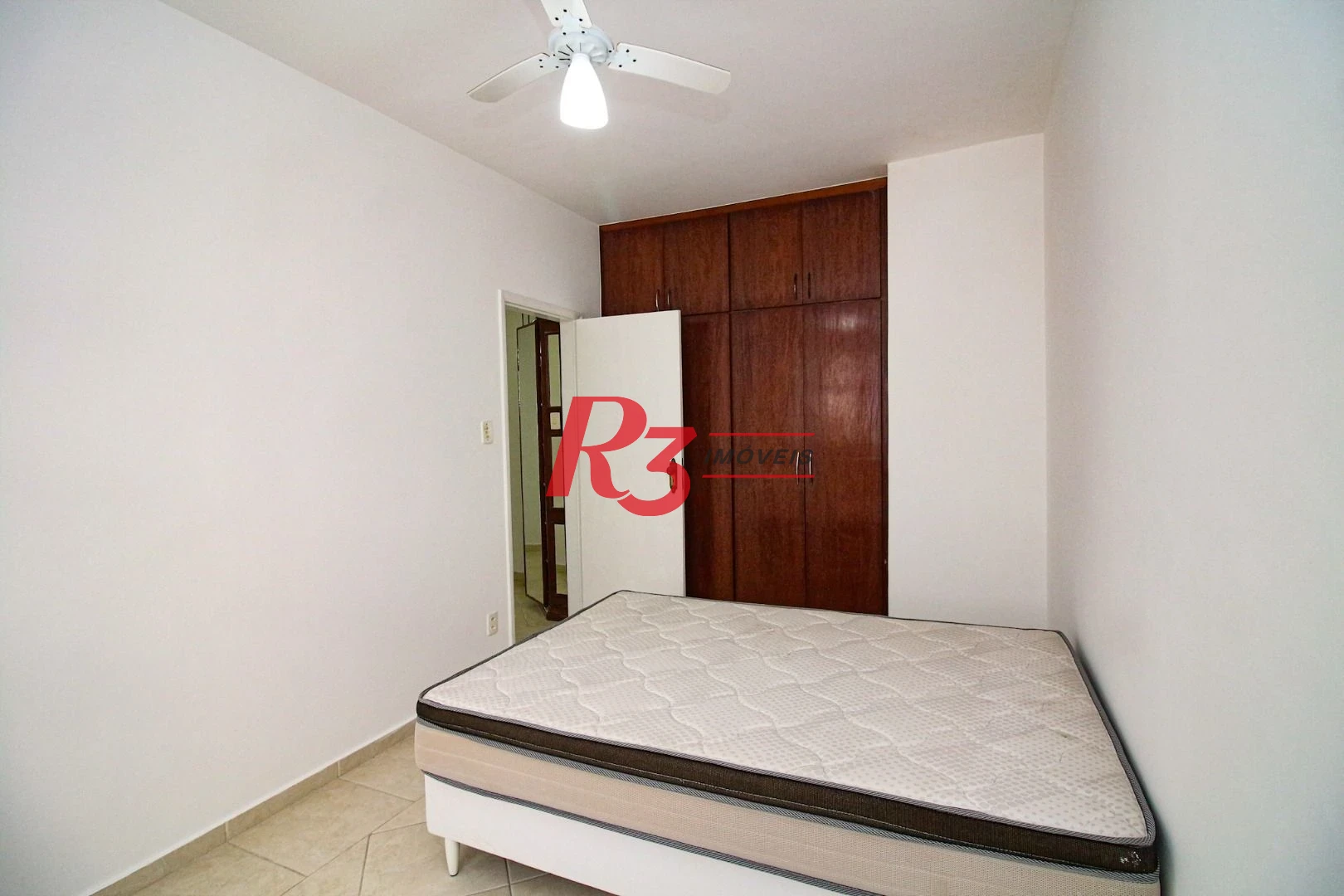 Cobertura com 3 dormitórios à venda, 246 m² por R$ 1.383.000,00 - Ponta da Praia - Santos/SP