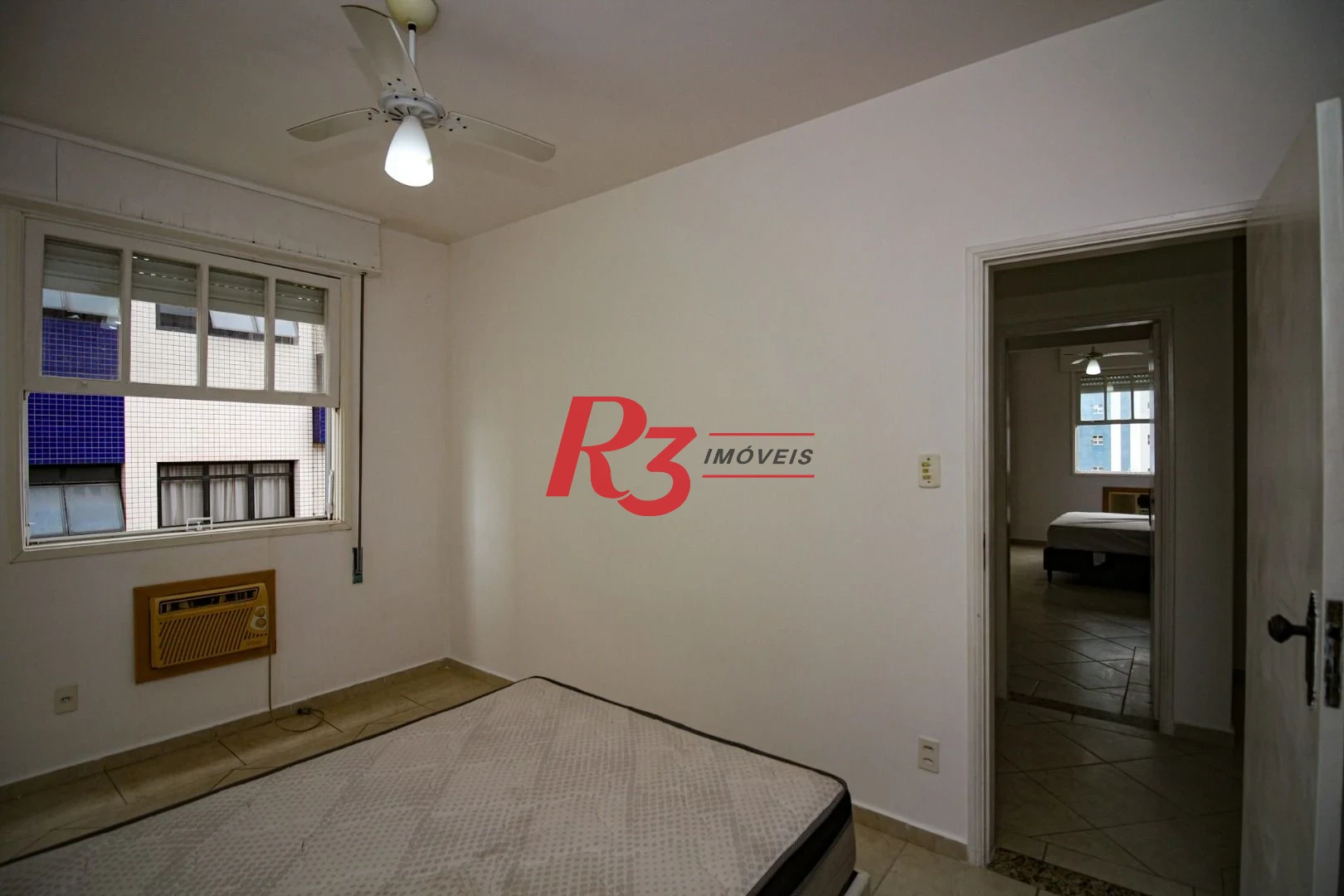 Cobertura com 3 dormitórios à venda, 246 m² por R$ 1.383.000,00 - Ponta da Praia - Santos/SP