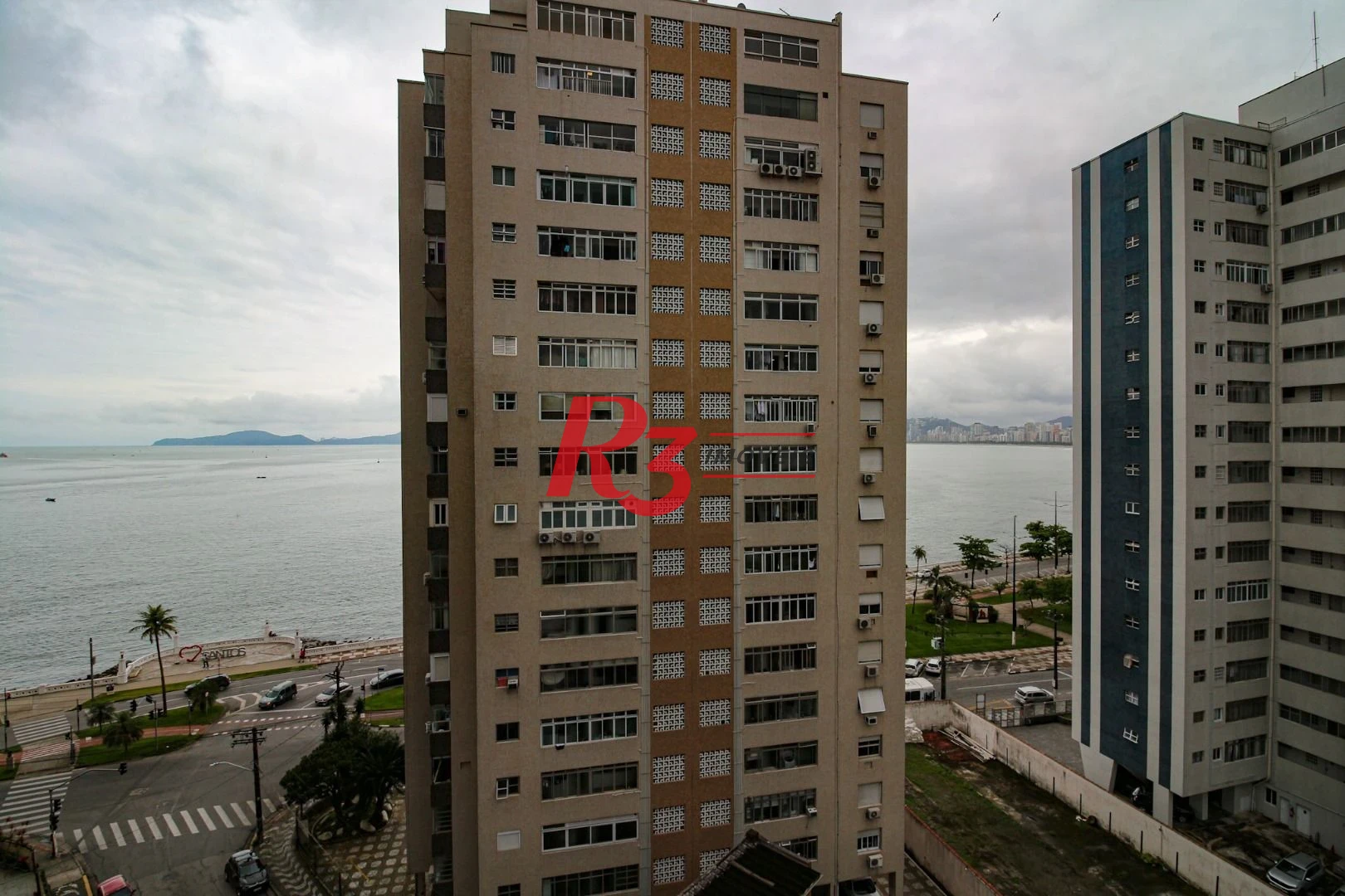 Cobertura com 3 dormitórios à venda, 246 m² por R$ 1.383.000,00 - Ponta da Praia - Santos/SP
