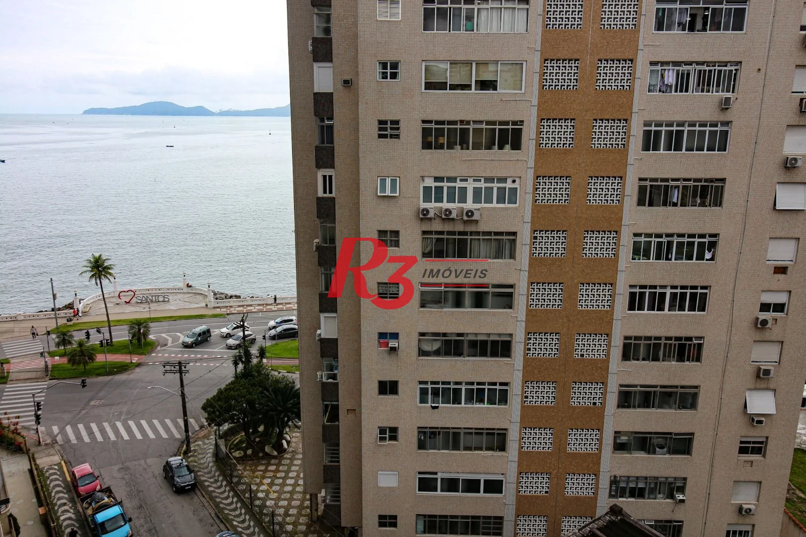 Cobertura com 3 dormitórios à venda, 246 m² por R$ 1.383.000,00 - Ponta da Praia - Santos/SP