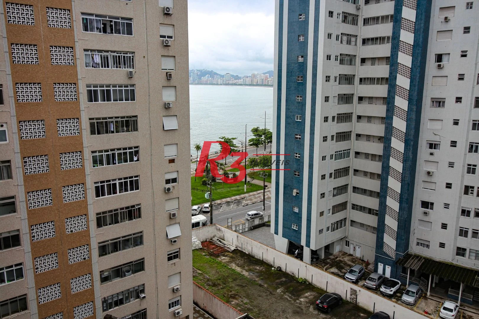 Cobertura com 3 dormitórios à venda, 246 m² por R$ 1.383.000,00 - Ponta da Praia - Santos/SP