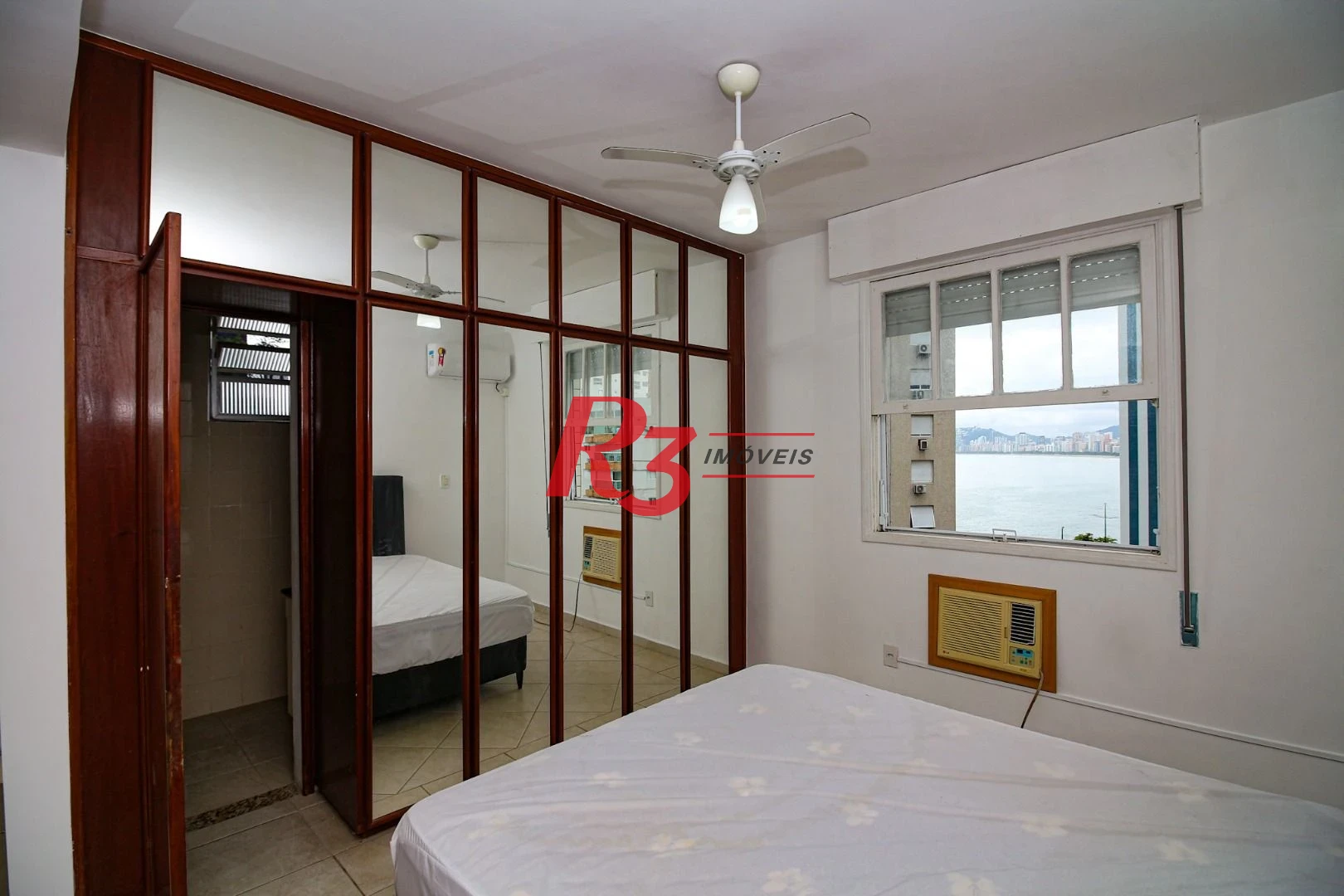 Cobertura com 3 dormitórios à venda, 246 m² por R$ 1.383.000,00 - Ponta da Praia - Santos/SP