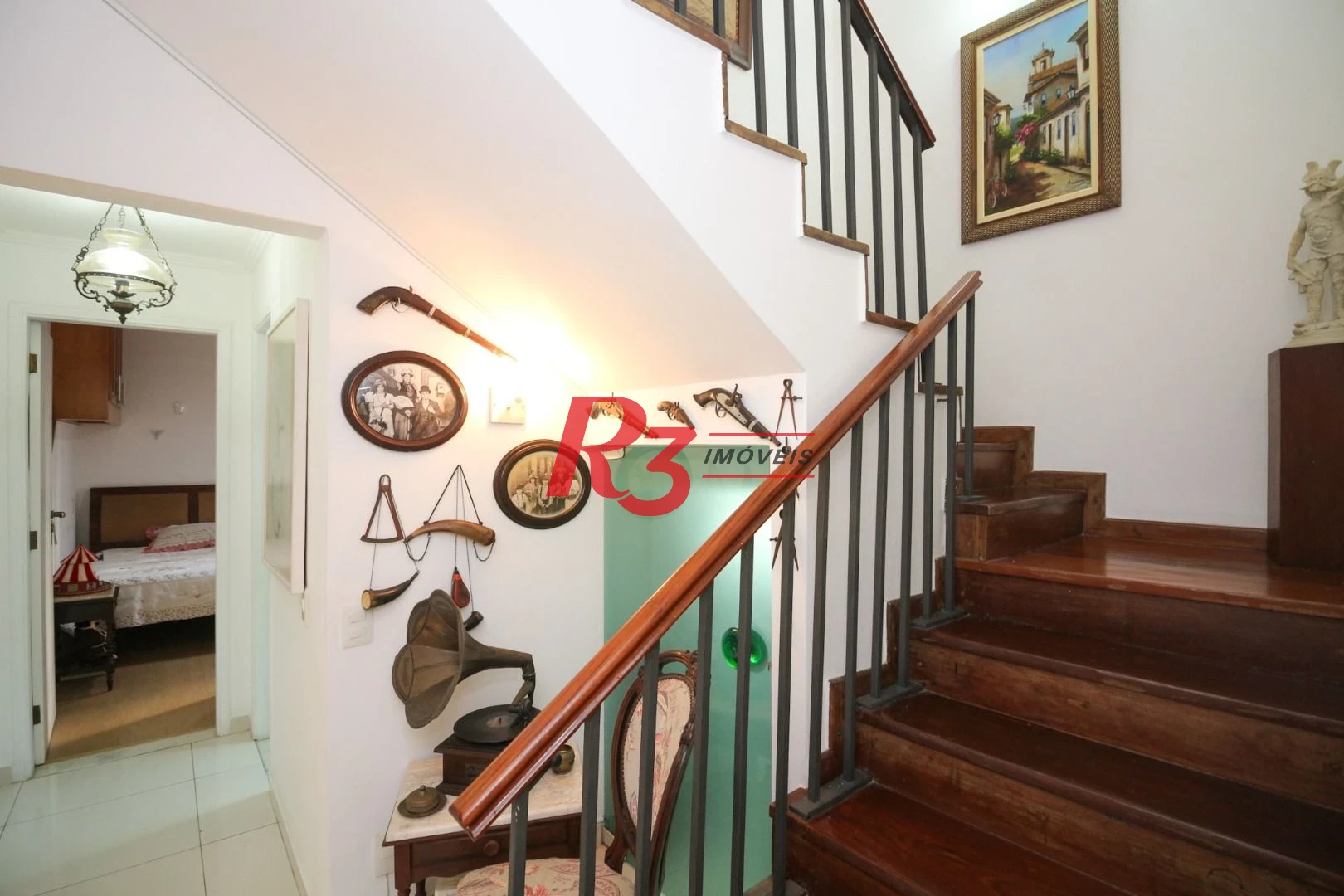 Cobertura com 3 dormitórios à venda, 200 m² por R$ 1.600.000,00 - Embaré - Santos/SP