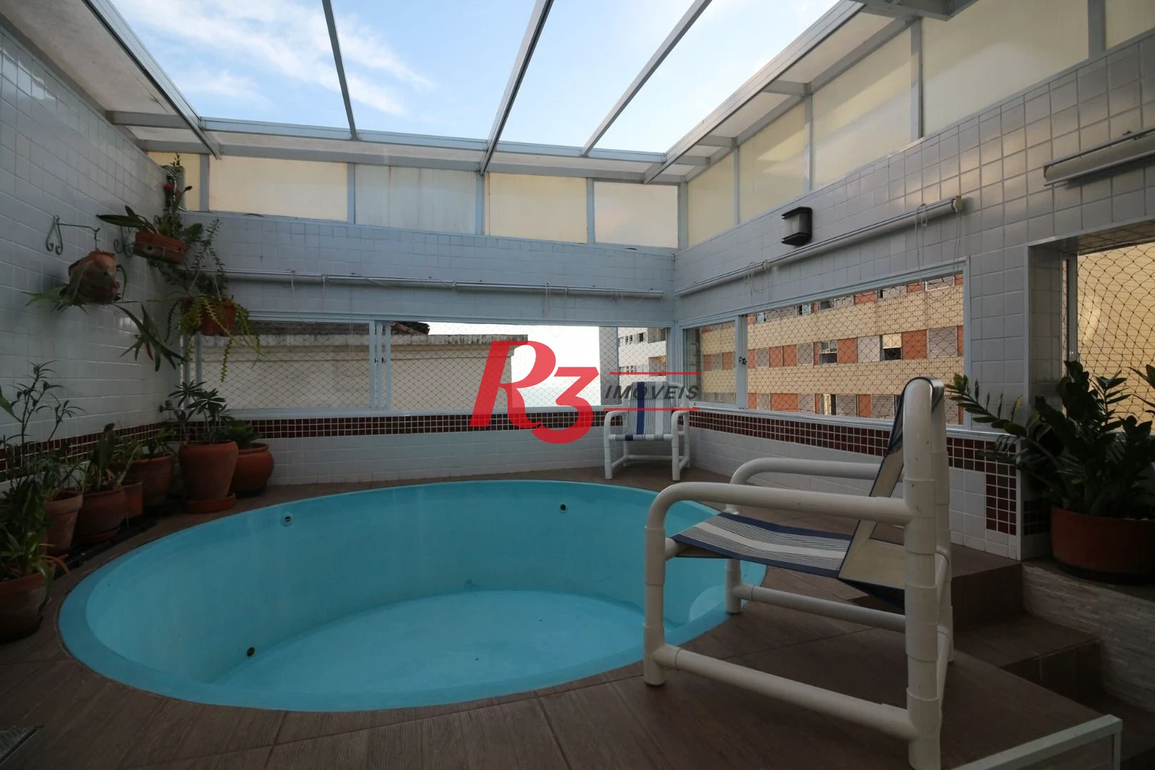 Cobertura com 3 dormitórios à venda, 200 m² por R$ 1.600.000,00 - Embaré - Santos/SP