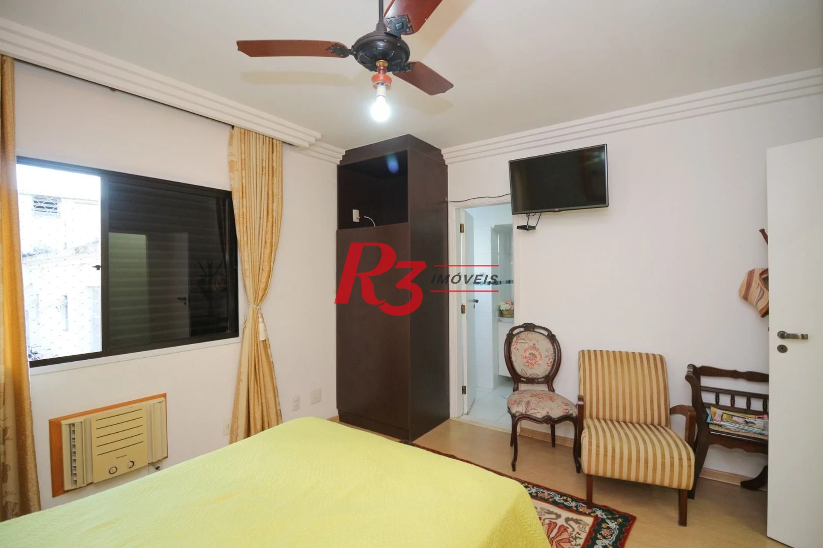Cobertura com 3 dormitórios à venda, 200 m² por R$ 1.600.000,00 - Embaré - Santos/SP