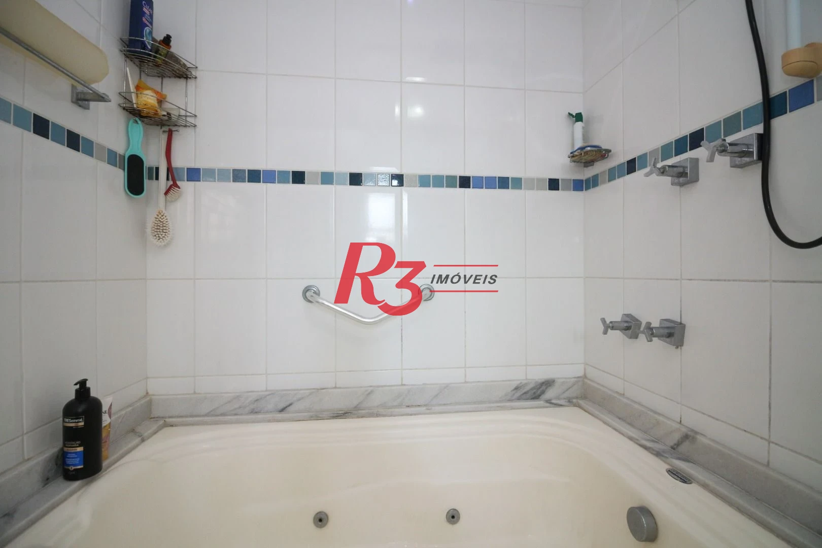 Cobertura com 3 dormitórios à venda, 200 m² por R$ 1.600.000,00 - Embaré - Santos/SP