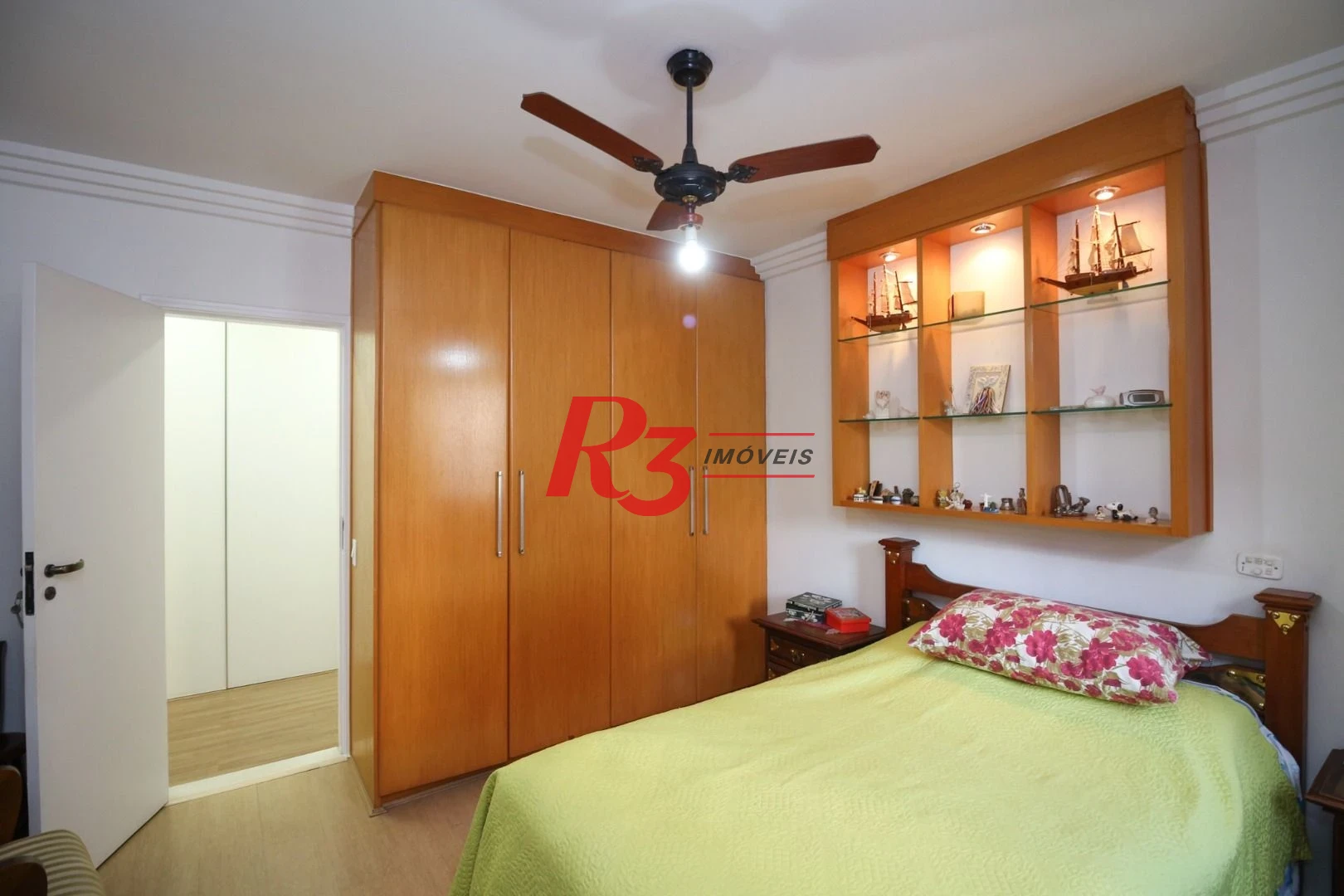 Cobertura com 3 dormitórios à venda, 200 m² por R$ 1.600.000,00 - Embaré - Santos/SP