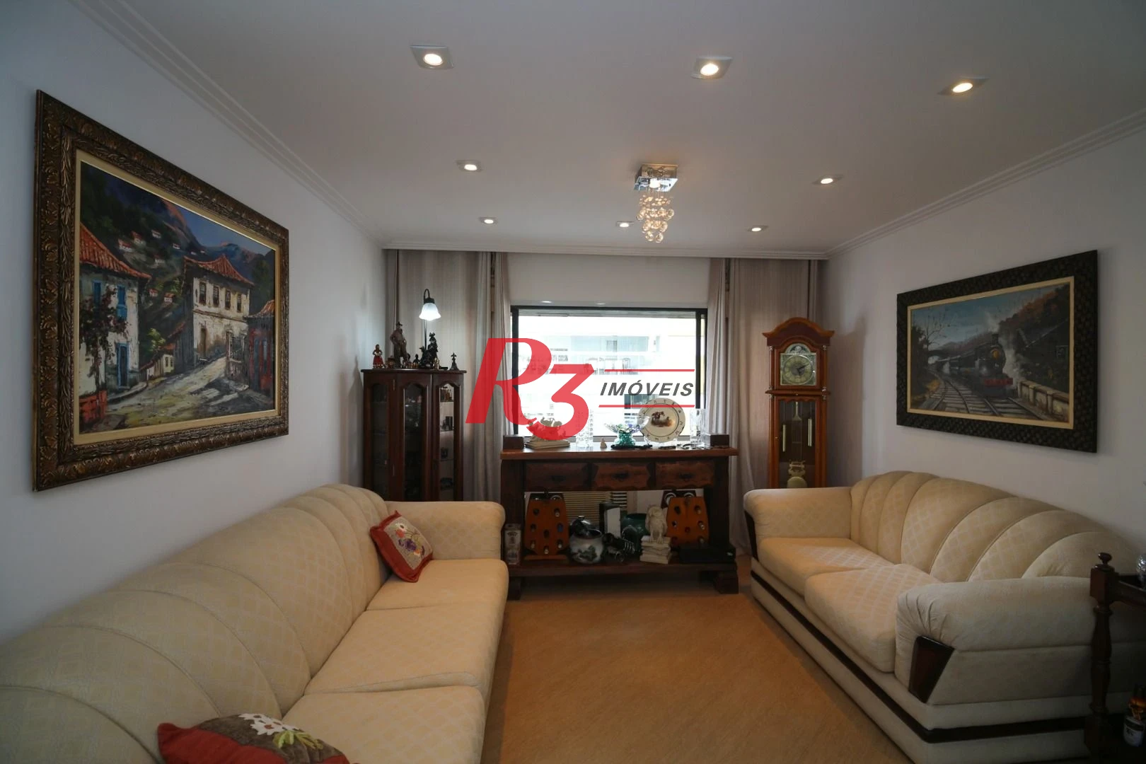 Cobertura com 3 dormitórios à venda, 200 m² por R$ 1.600.000,00 - Embaré - Santos/SP