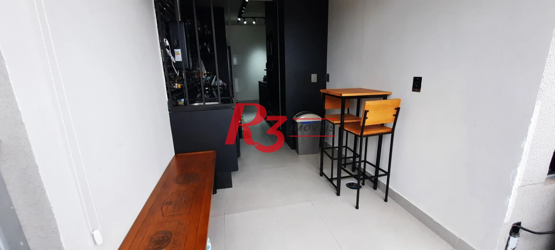 Apartamento com 1 dormitório à venda, 70 m² por R$ 890.000,00 - Embaré - Santos/SP