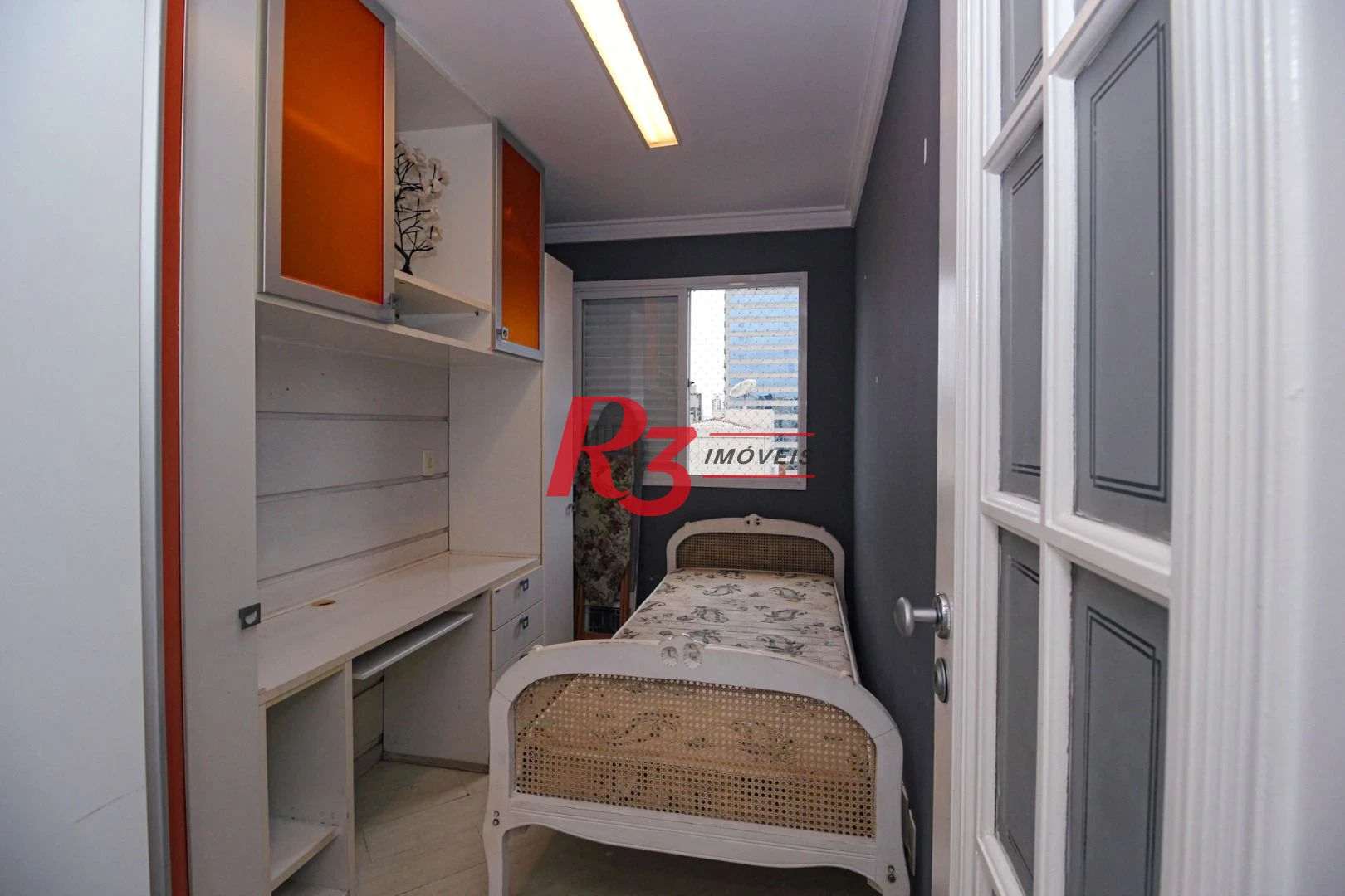 Apartamento com 3 dormitórios para alugar, 96 m² por R$ 6.500,00/mês - Gonzaga - Santos/SP