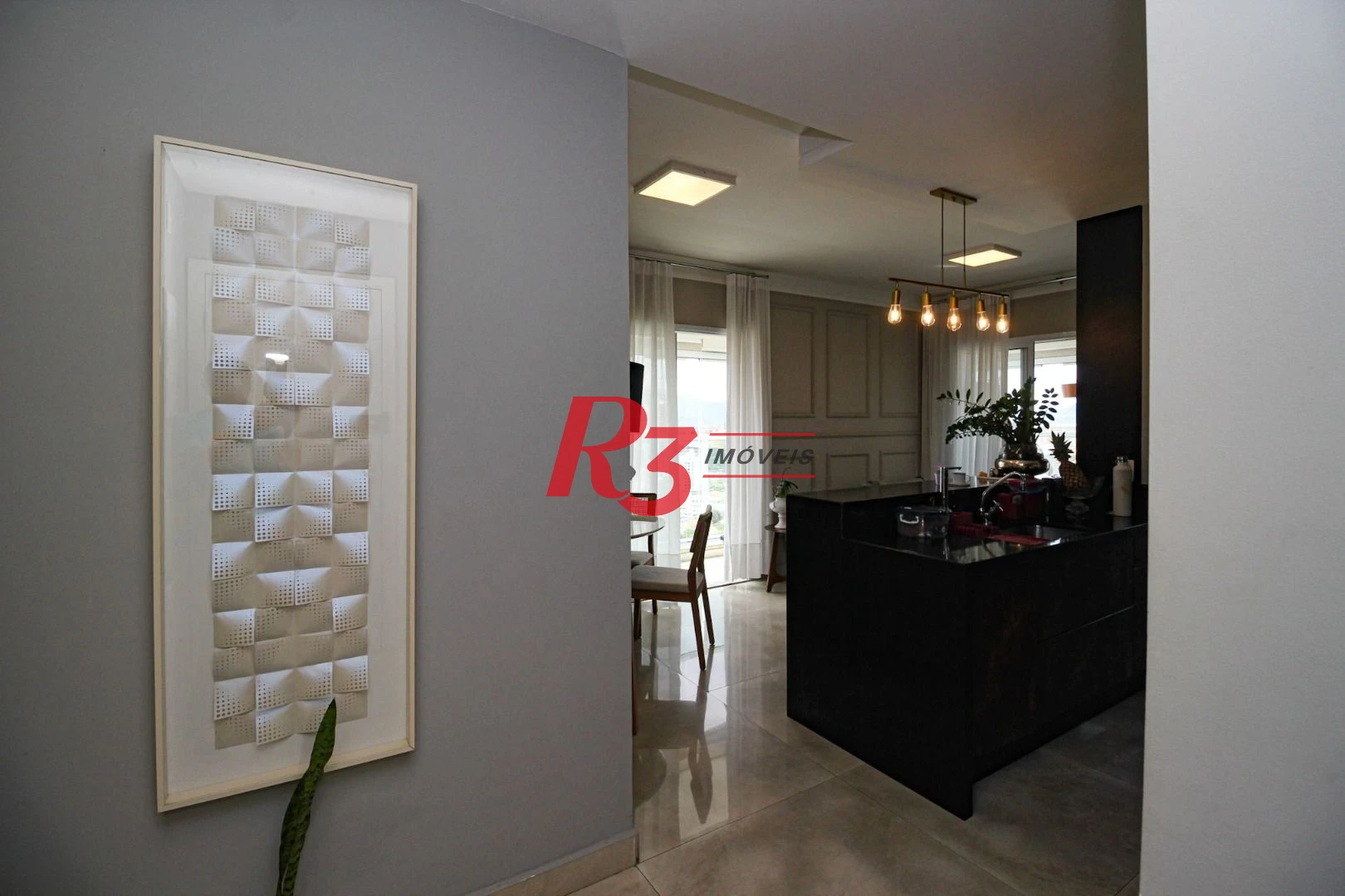 Apartamento com 2 dormitórios à venda, 77 m² por R$ 1.240.000,00 - Ponta da Praia - Santos/SP