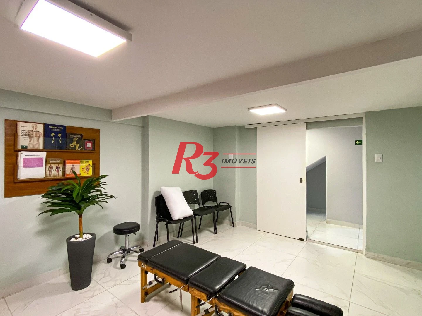 Sala para alugar, 12 m² por R$ 2.900,00/mês - Gonzaga - Santos/SP