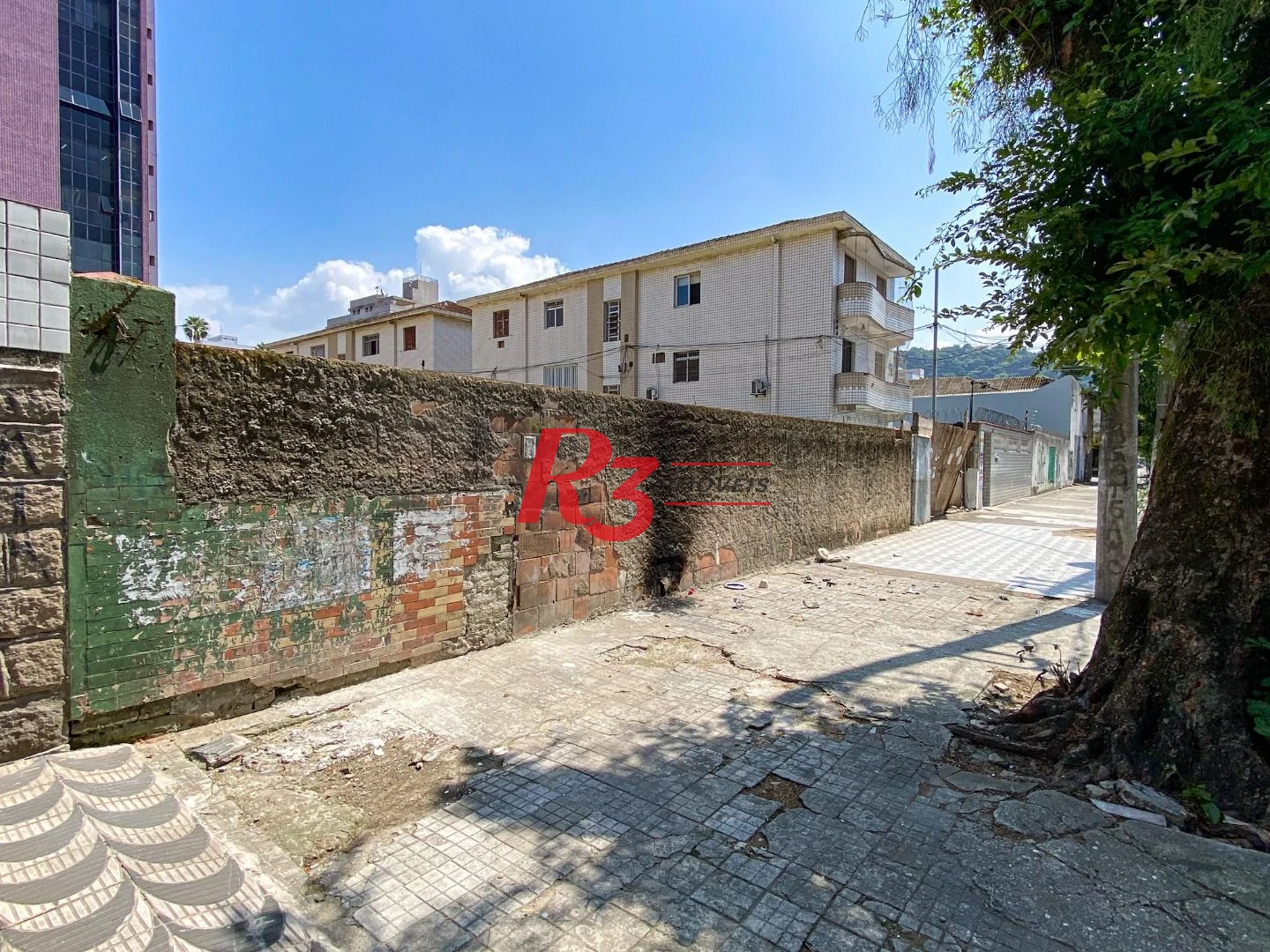 Terreno para alugar, 1000 m² por R$ 30.000,00/mês - Encruzilhada - Santos/SP