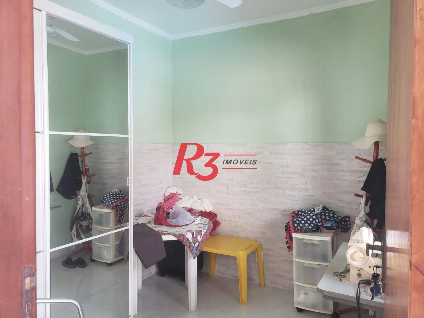 Sobrado, 380 m² - venda por R$ 3.000.000,00 ou aluguel por R$ 20.860,00/mês - Embaré - Santos/SP