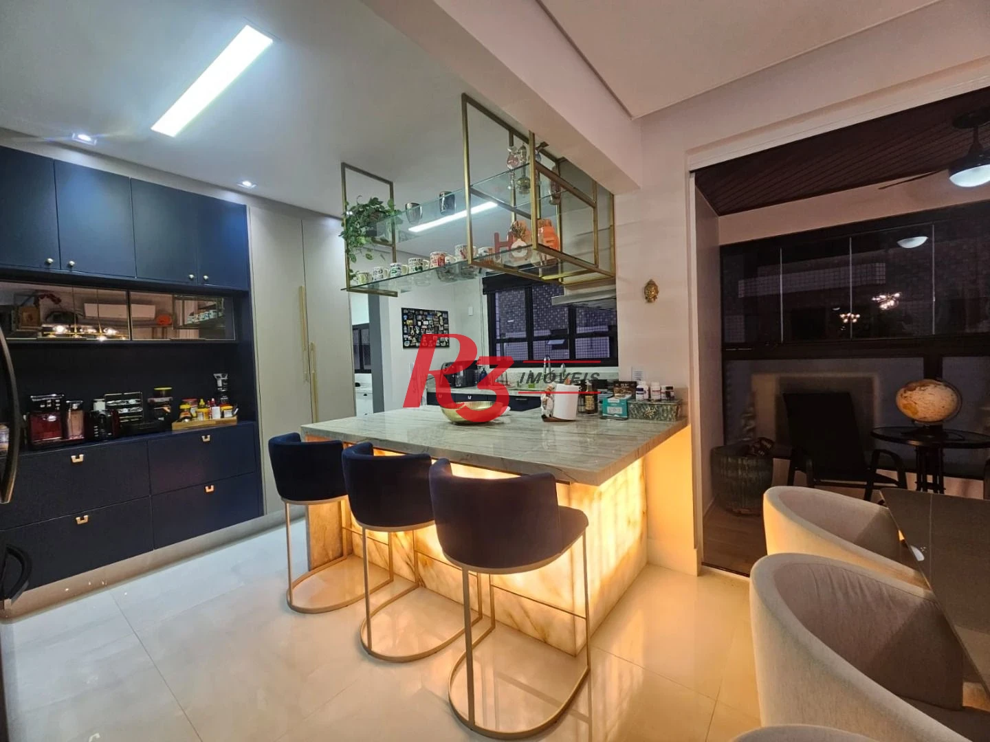Apartamento com 3 dormitórios à venda, 120 m² por R$ 1.650.000,00 - Pompéia - Santos/SP