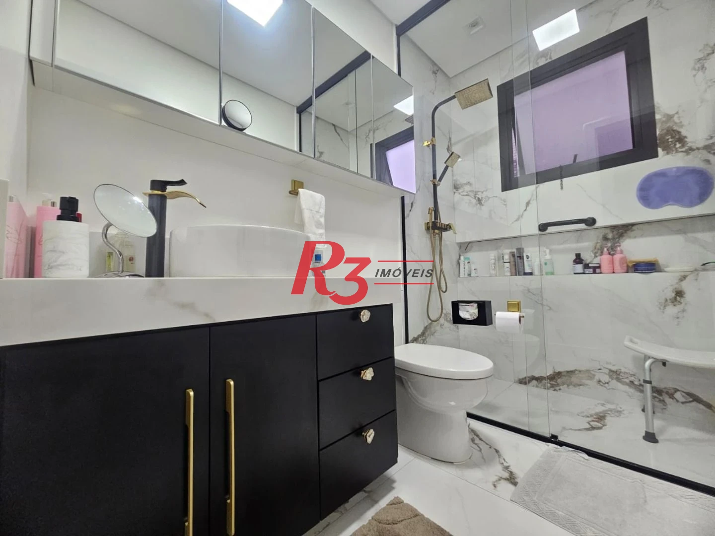 Apartamento com 3 dormitórios à venda, 120 m² por R$ 1.650.000,00 - Pompéia - Santos/SP