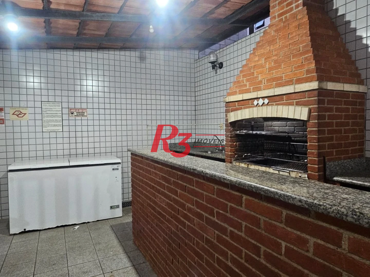 Apartamento com 3 dormitórios à venda, 120 m² por R$ 1.650.000,00 - Pompéia - Santos/SP
