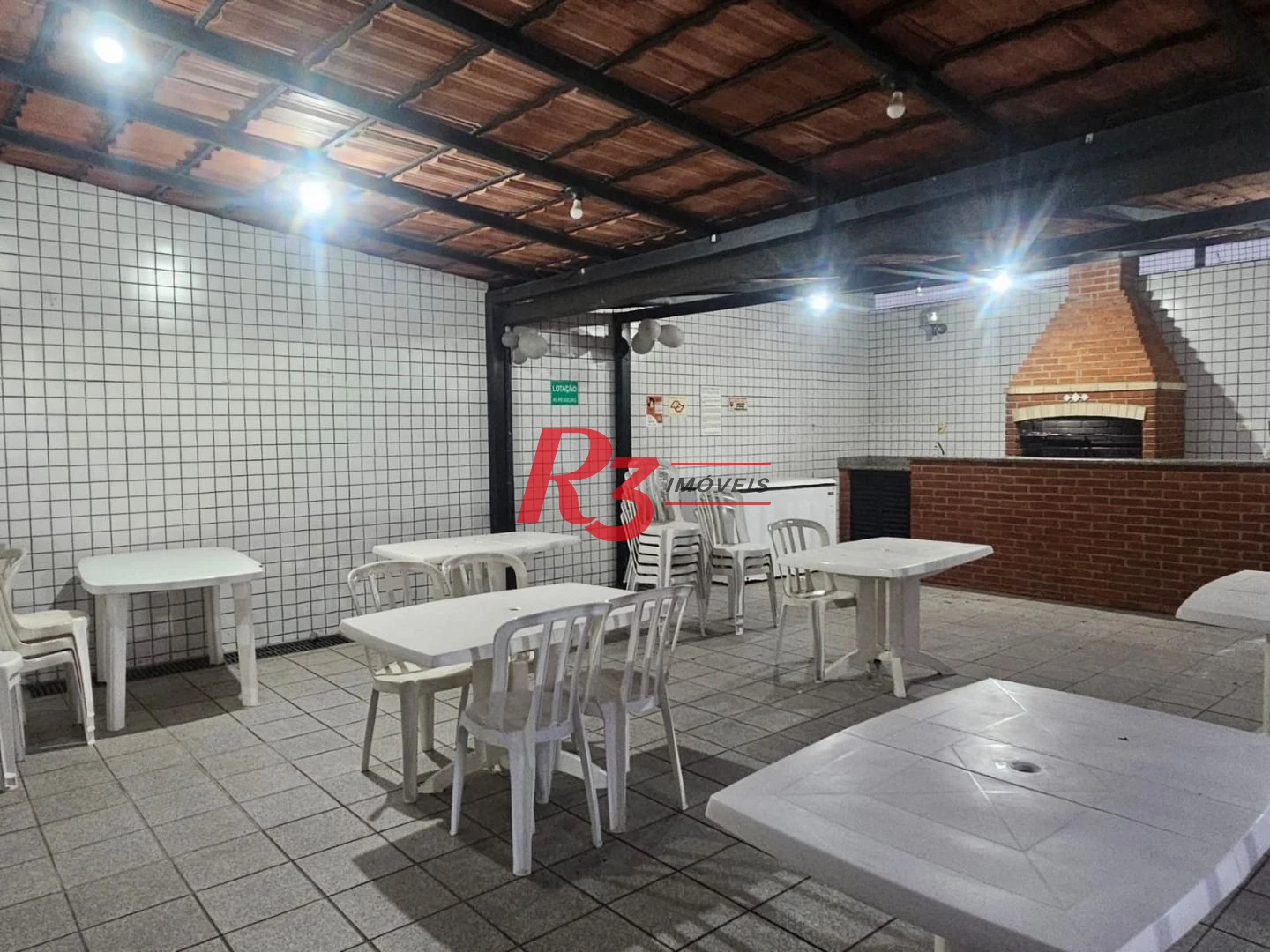 Apartamento com 3 dormitórios à venda, 120 m² por R$ 1.650.000,00 - Pompéia - Santos/SP