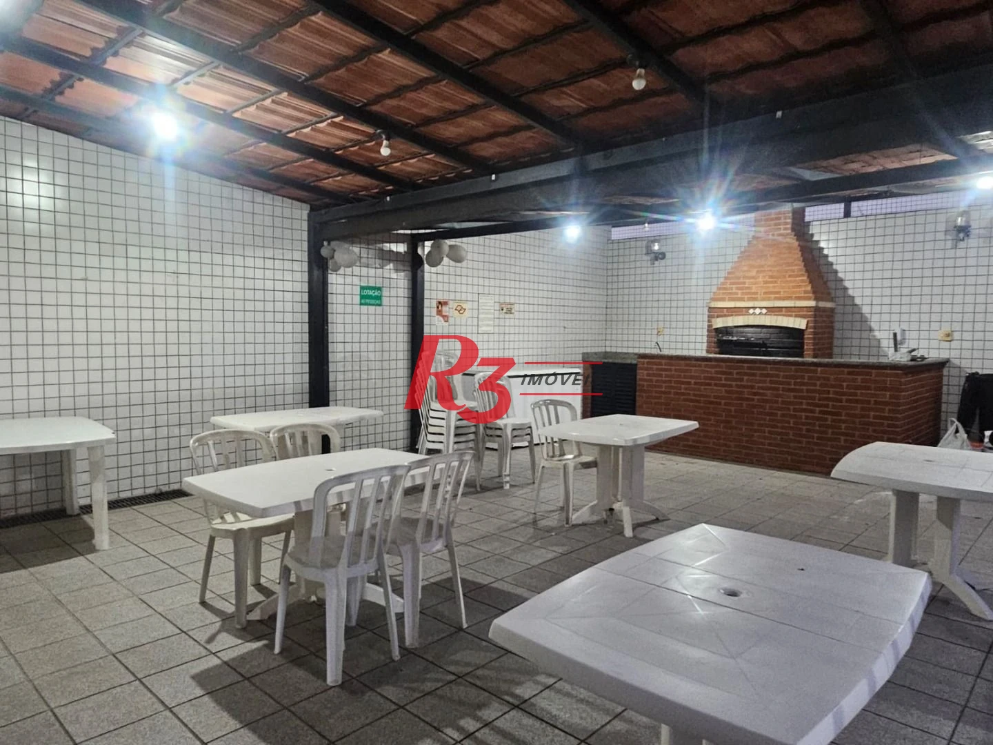 Apartamento com 3 dormitórios à venda, 120 m² por R$ 1.650.000,00 - Pompéia - Santos/SP