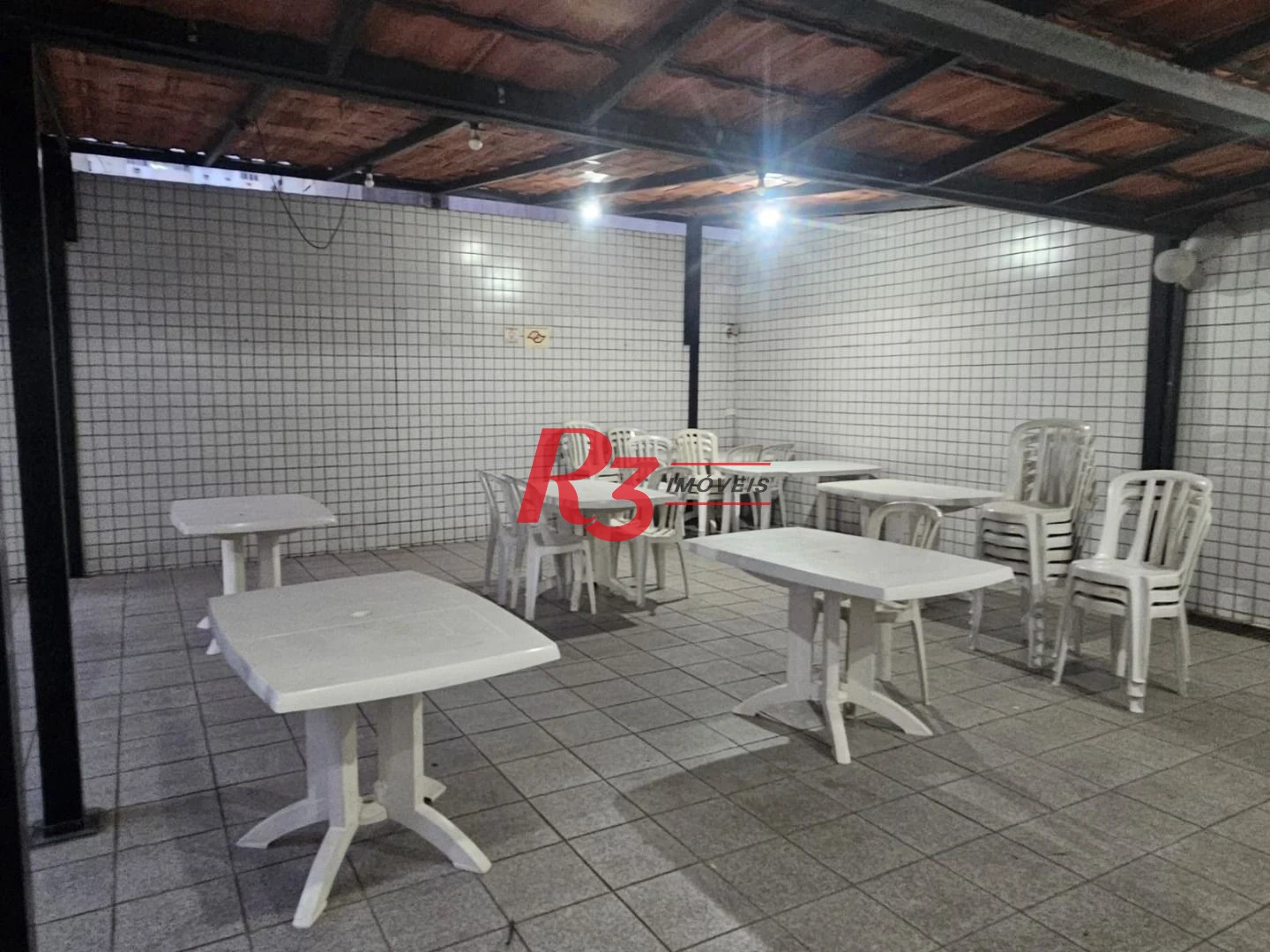 Apartamento com 3 dormitórios à venda, 120 m² por R$ 1.650.000,00 - Pompéia - Santos/SP