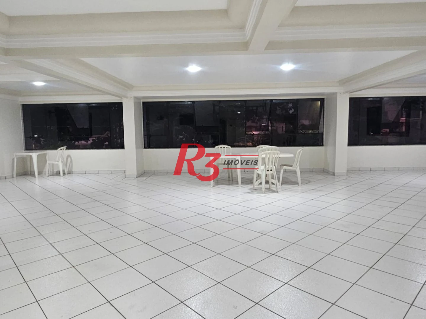 Apartamento com 3 dormitórios à venda, 120 m² por R$ 1.650.000,00 - Pompéia - Santos/SP