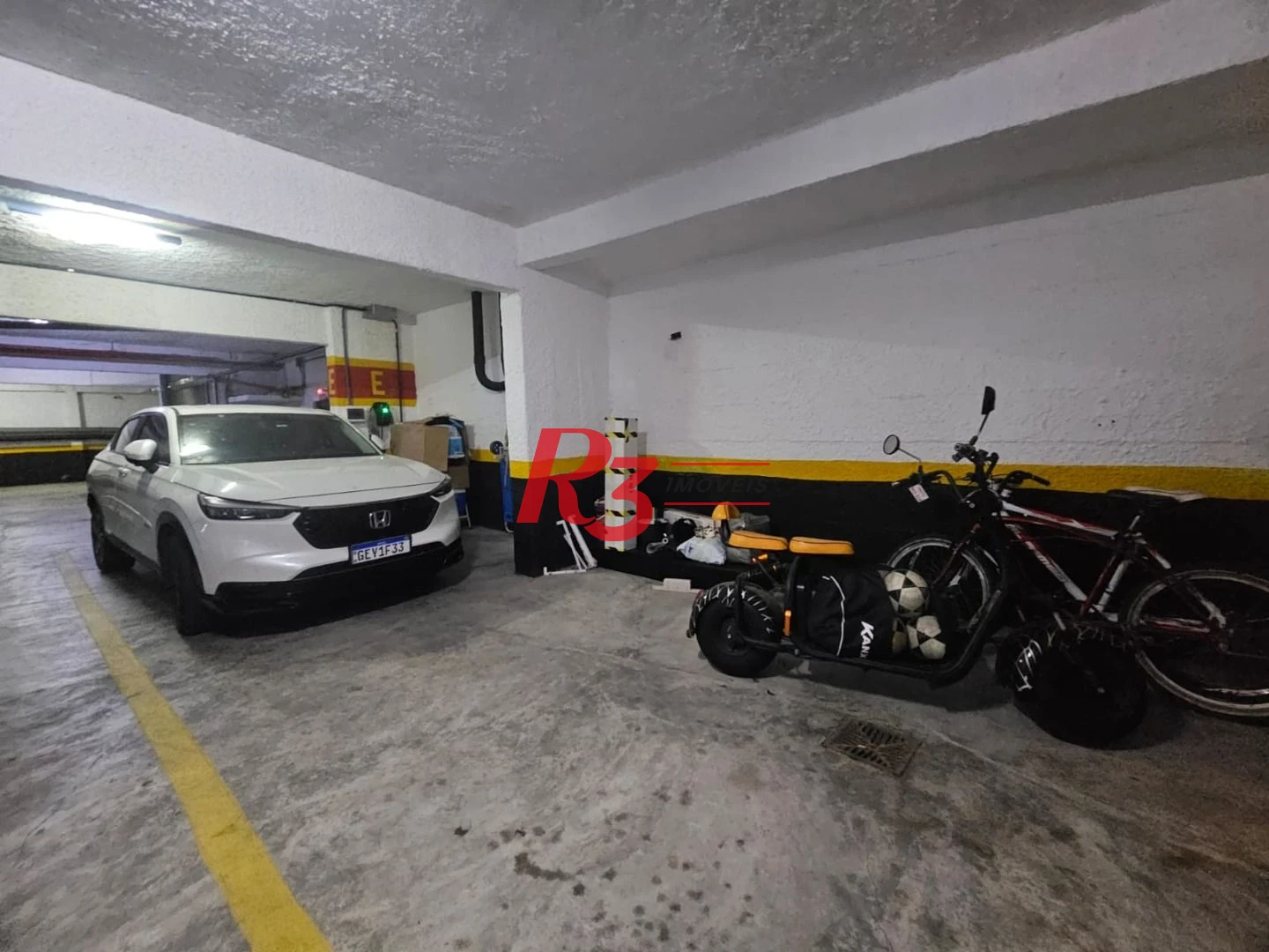 Apartamento com 3 dormitórios à venda, 120 m² por R$ 1.650.000,00 - Pompéia - Santos/SP