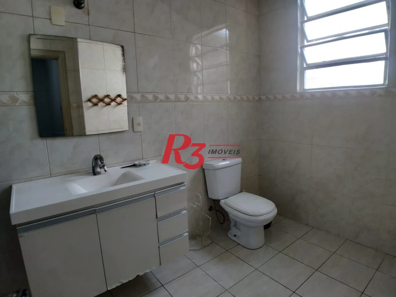 Casa com 6 dormitórios, 223 m² - venda por R$ 900.000,00 ou aluguel por R$ 8.000,01/mês - Vila Matias - Santos/SP