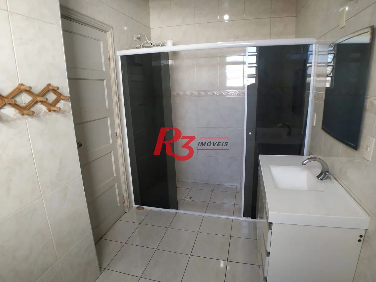 Casa com 6 dormitórios, 223 m² - venda por R$ 900.000,00 ou aluguel por R$ 8.000,01/mês - Vila Matias - Santos/SP